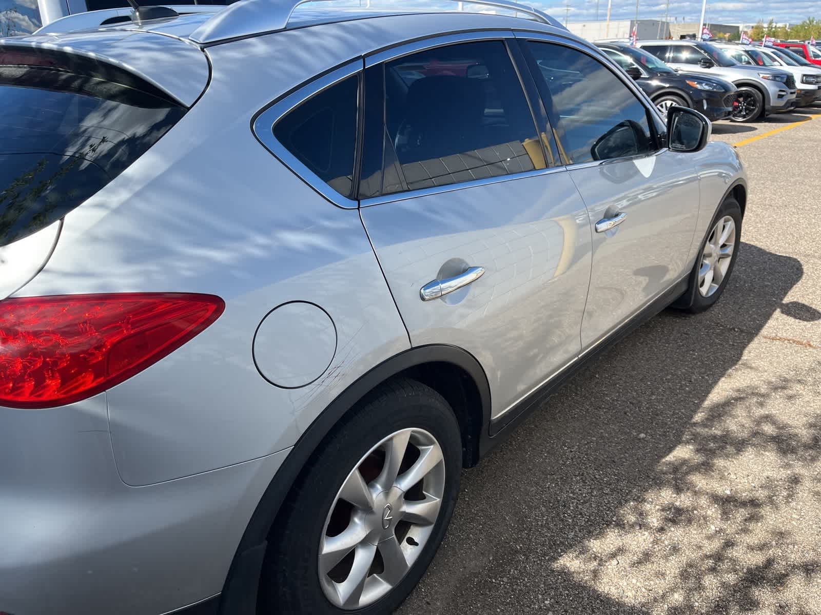 Thumbnail: 2010 INFINITI EX35 - 13
