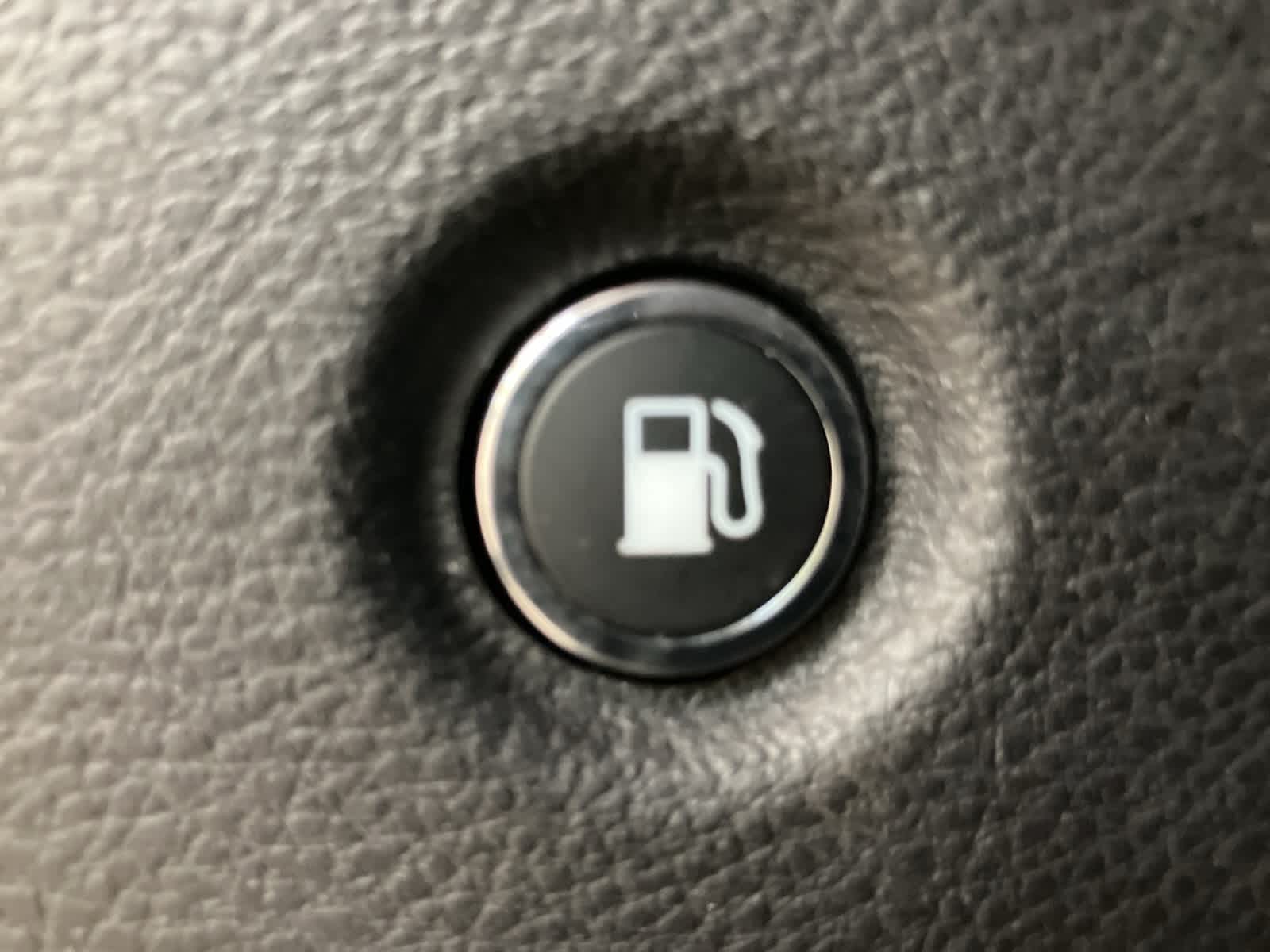 Thumbnail: 2018 Dodge Durango - 17