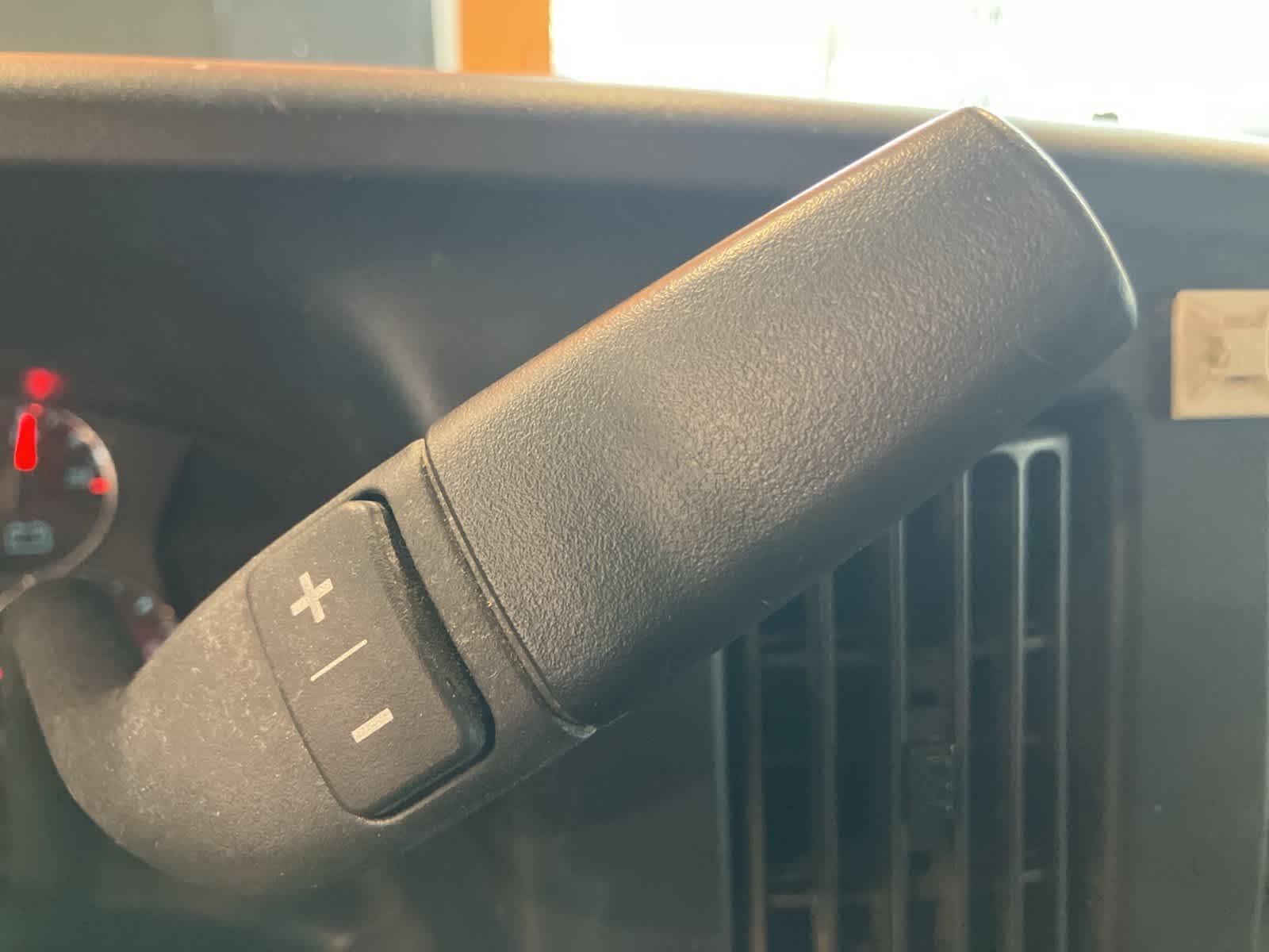 Thumbnail: 2021 GMC Savana - 20