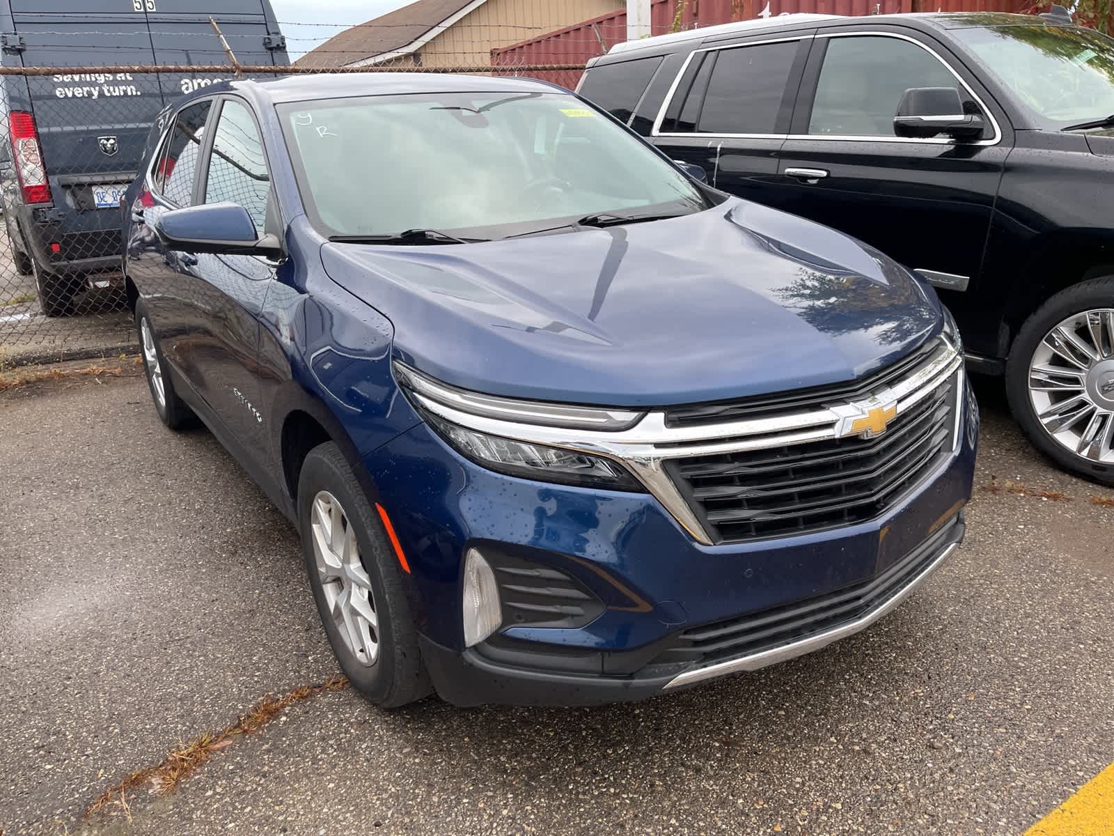Thumbnail: 2023 Chevrolet Equinox - 19