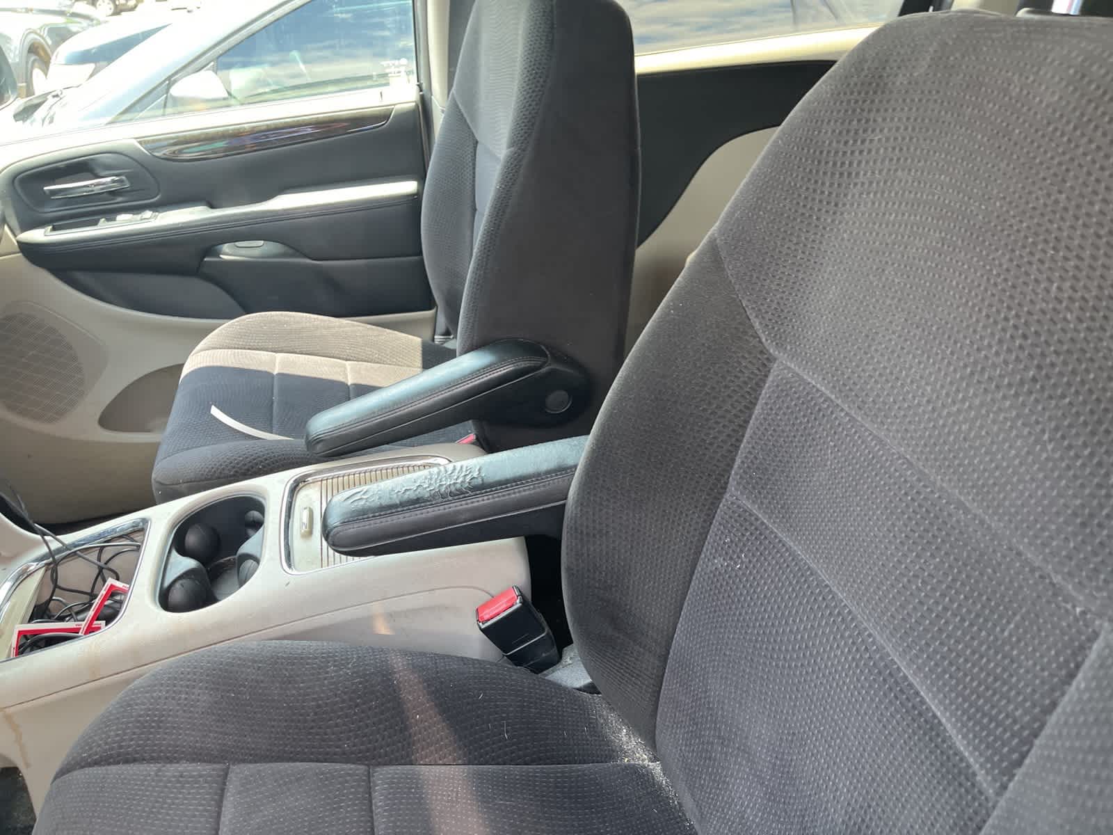 Thumbnail: 2013 Dodge Grand Caravan - 22