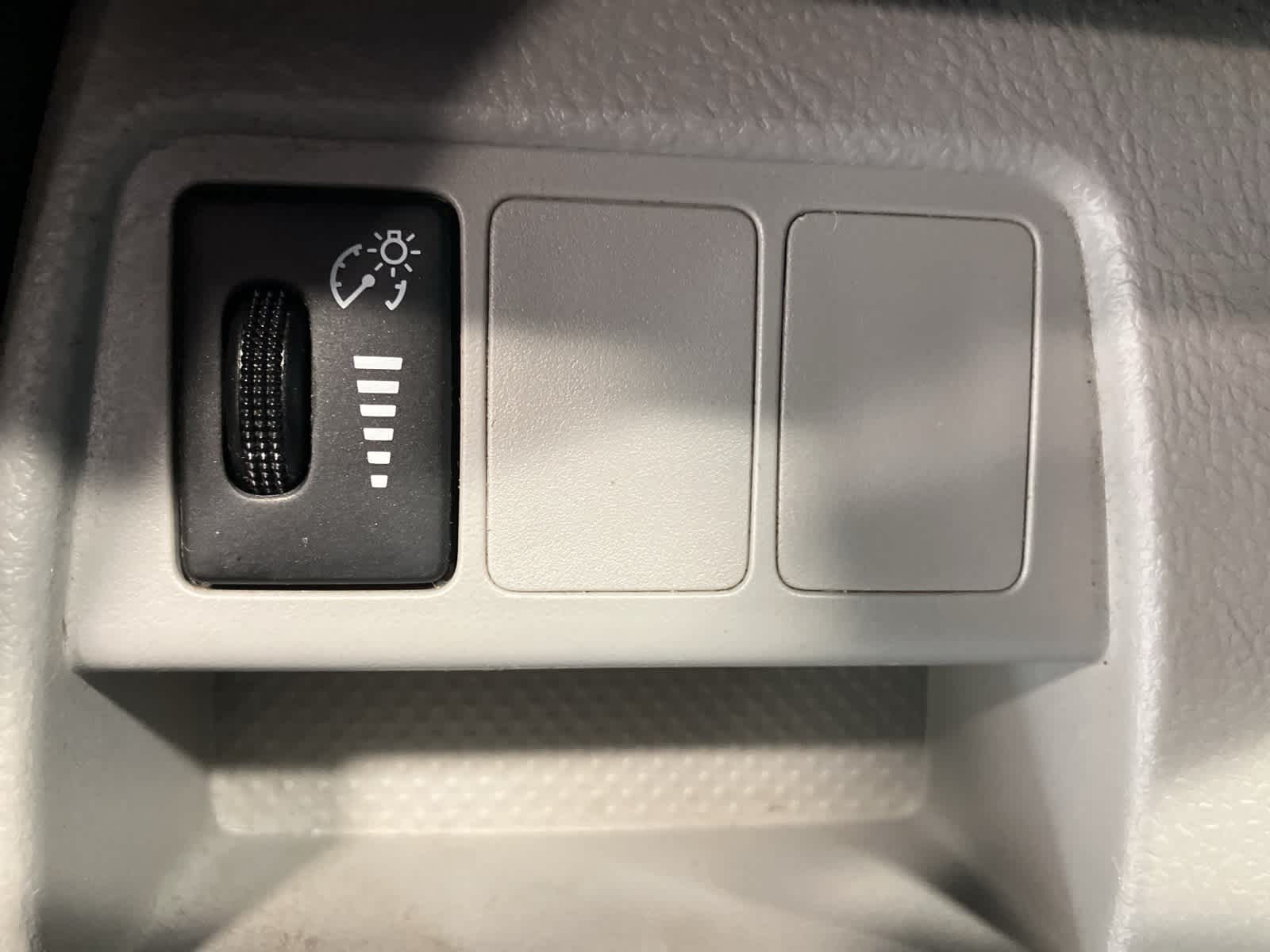 Thumbnail: 2012 Toyota RAV4 - 12