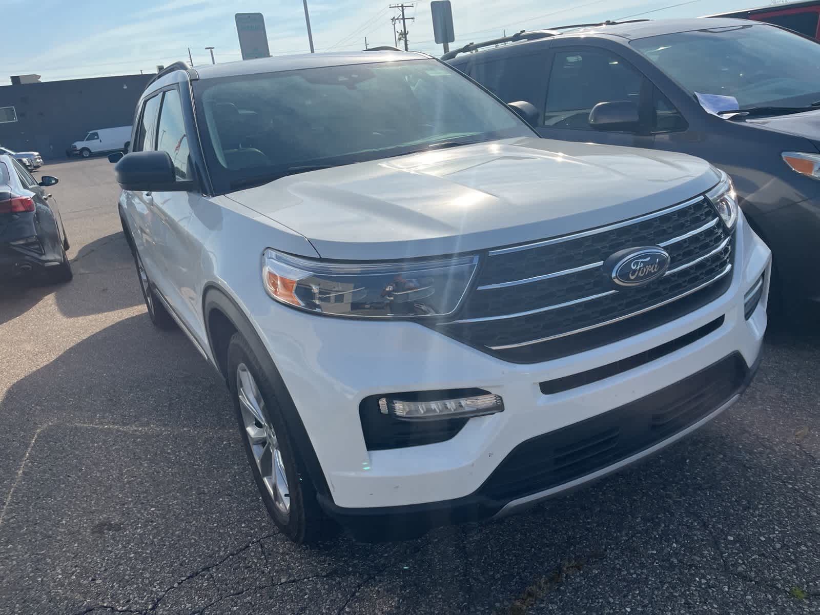 Thumbnail: 2023 Ford Explorer - 20