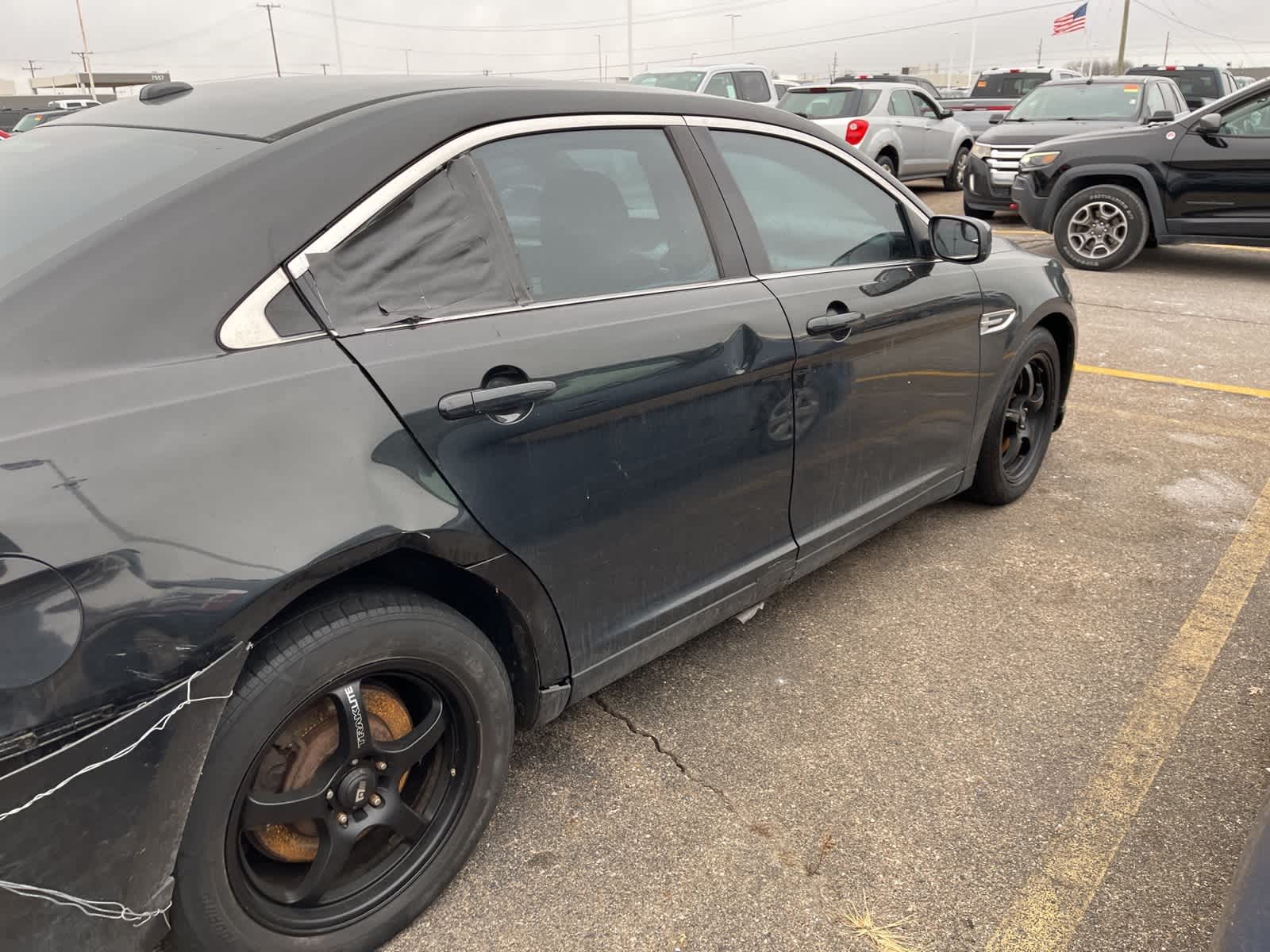 Thumbnail: 2014 Ford Taurus - 18