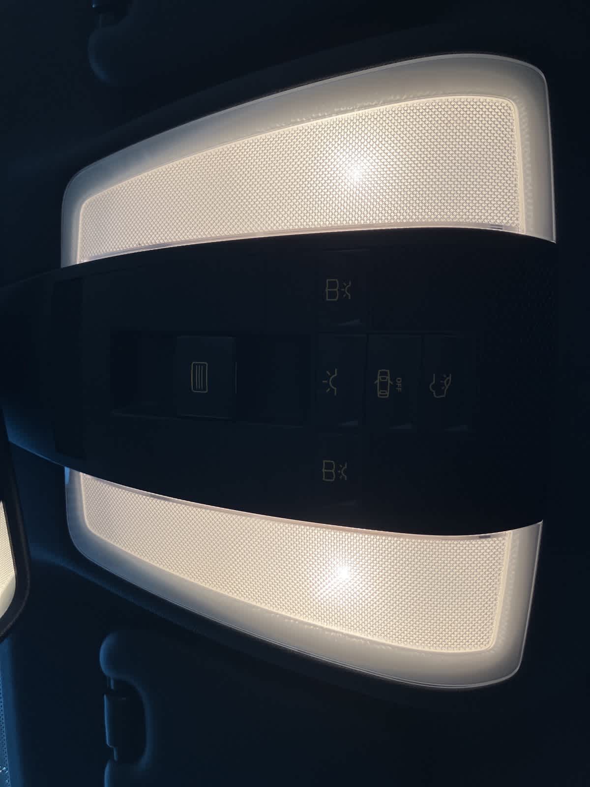 Thumbnail: 2008 Mercedes-Benz C-Class - 24