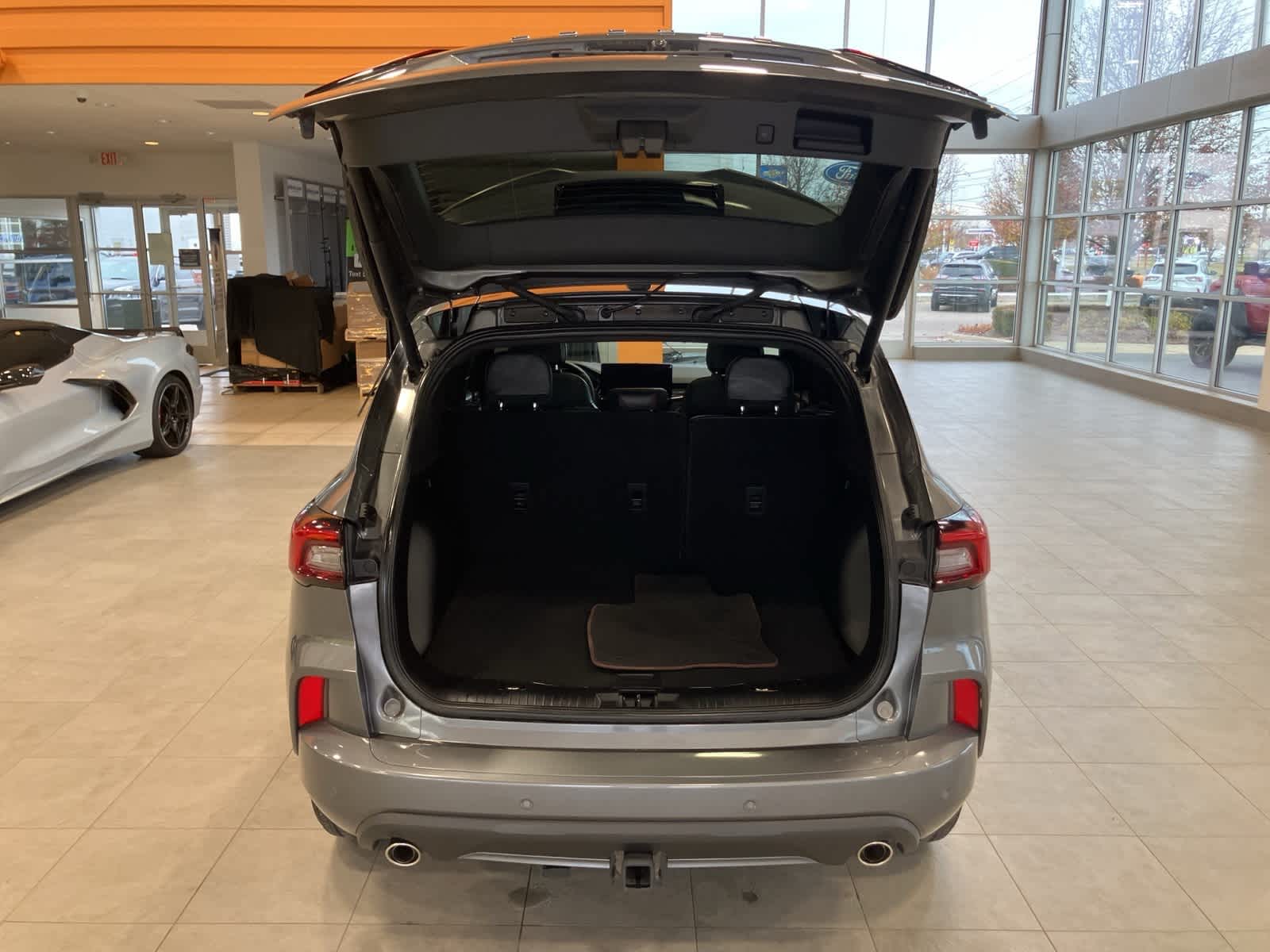 Thumbnail: 2023 Ford Escape - 31