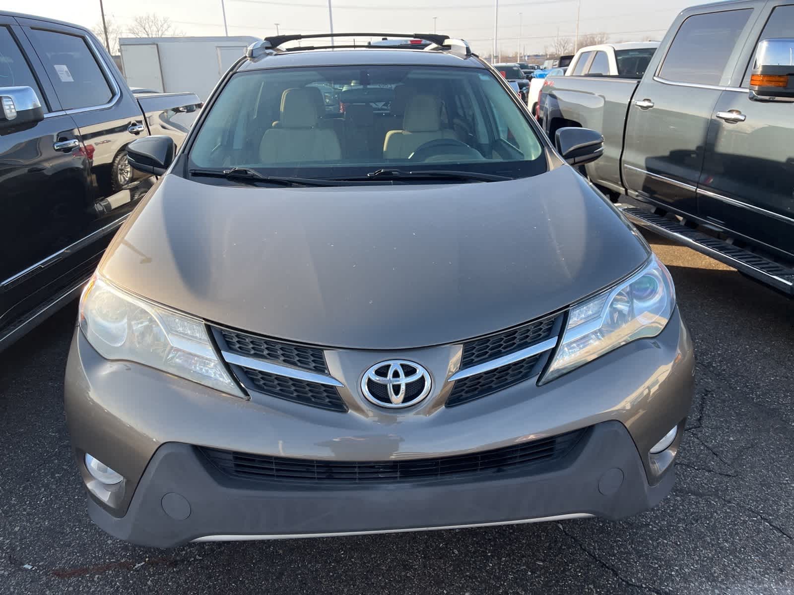 Thumbnail: 2015 Toyota RAV4 - 23