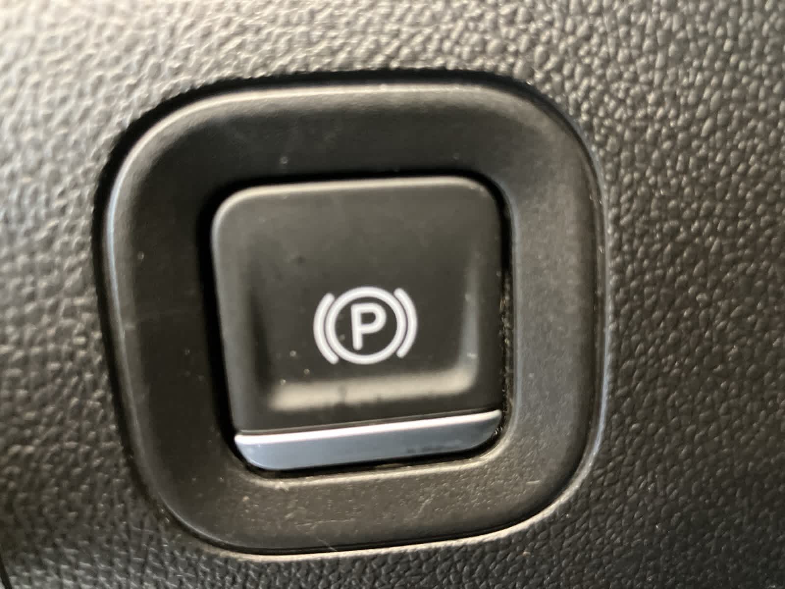 Thumbnail: 2021 Chevrolet Silverado 2500 - 14