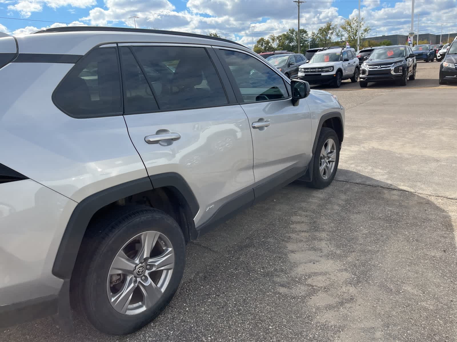 Thumbnail: 2022 Toyota RAV4 - 14