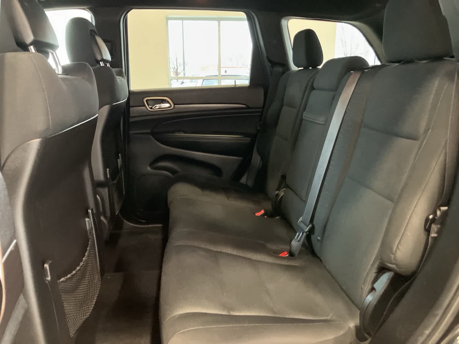 Thumbnail: 2014 Jeep Grand Cherokee - 24