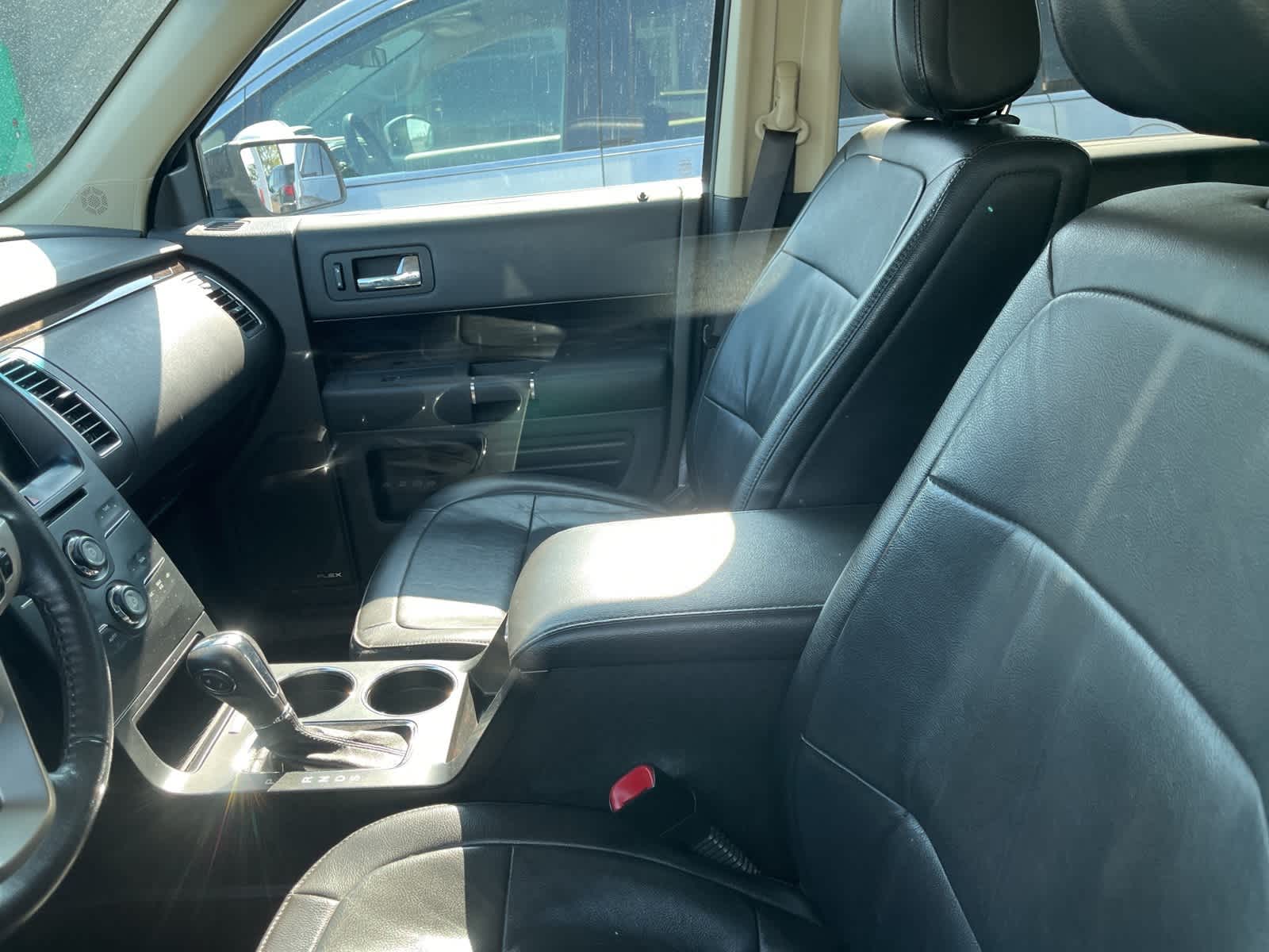 2013 Ford Flex SEL 21