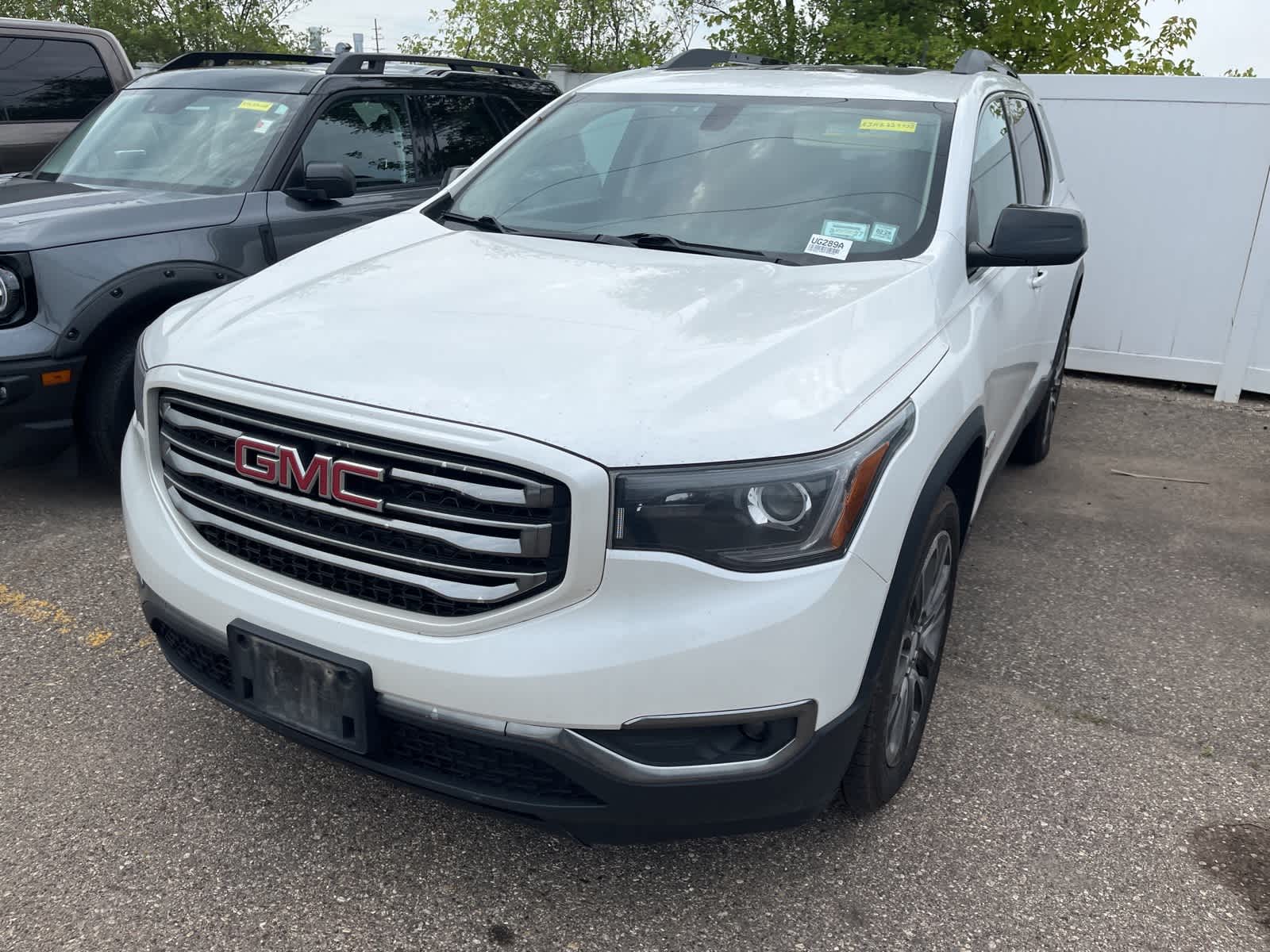 Thumbnail: 2017 GMC Acadia - 3