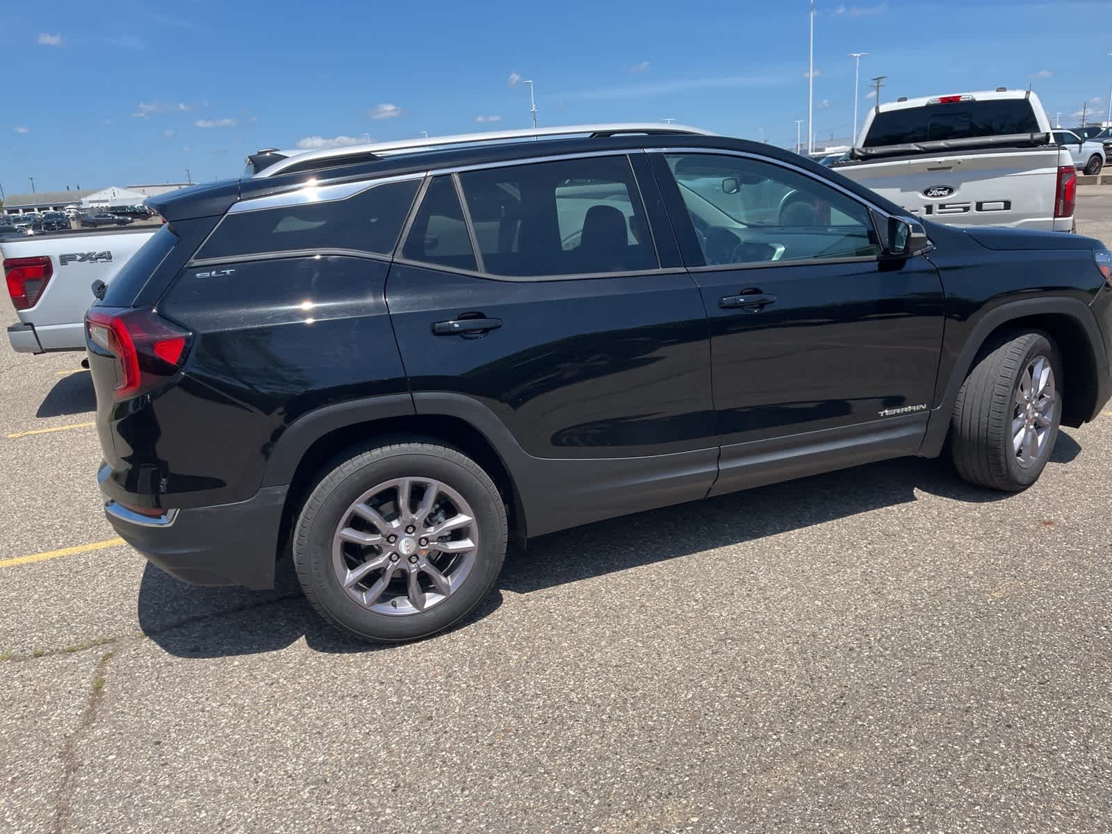 Thumbnail: 2024 GMC Terrain - 13