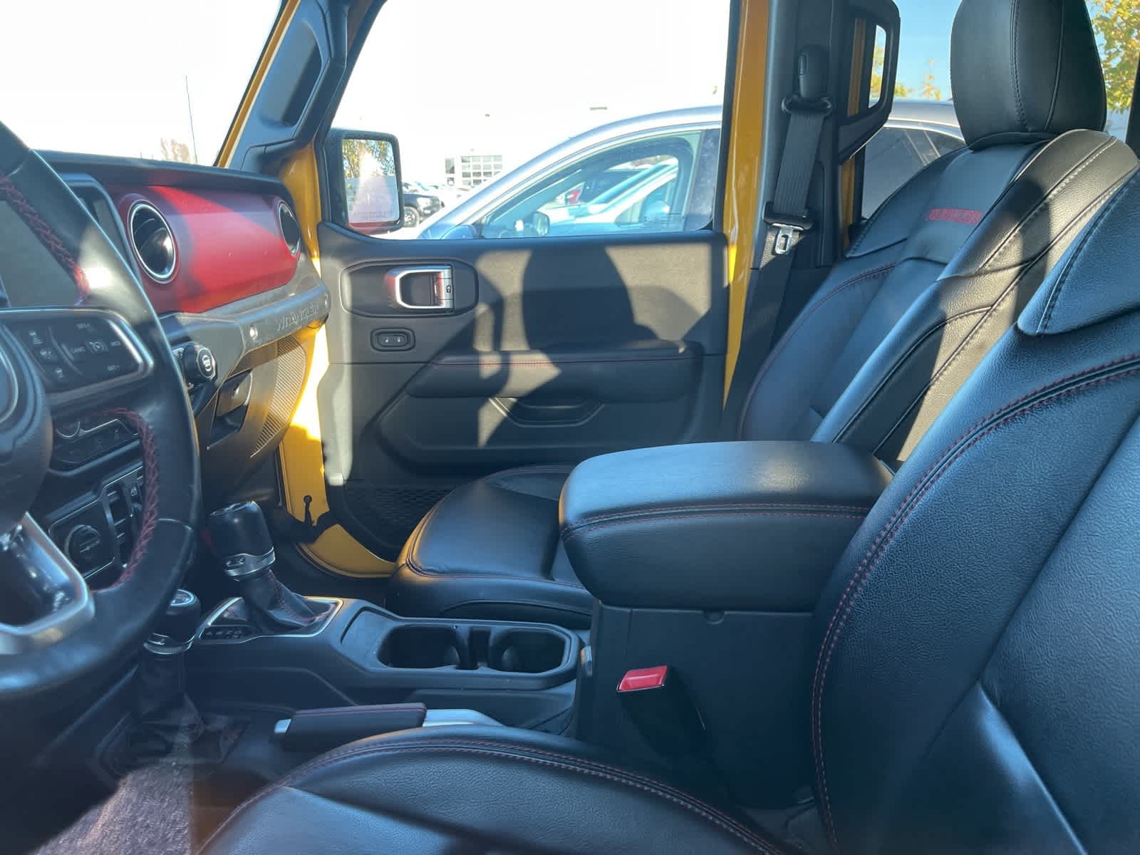 Thumbnail: 2020 Jeep Wrangler - 24