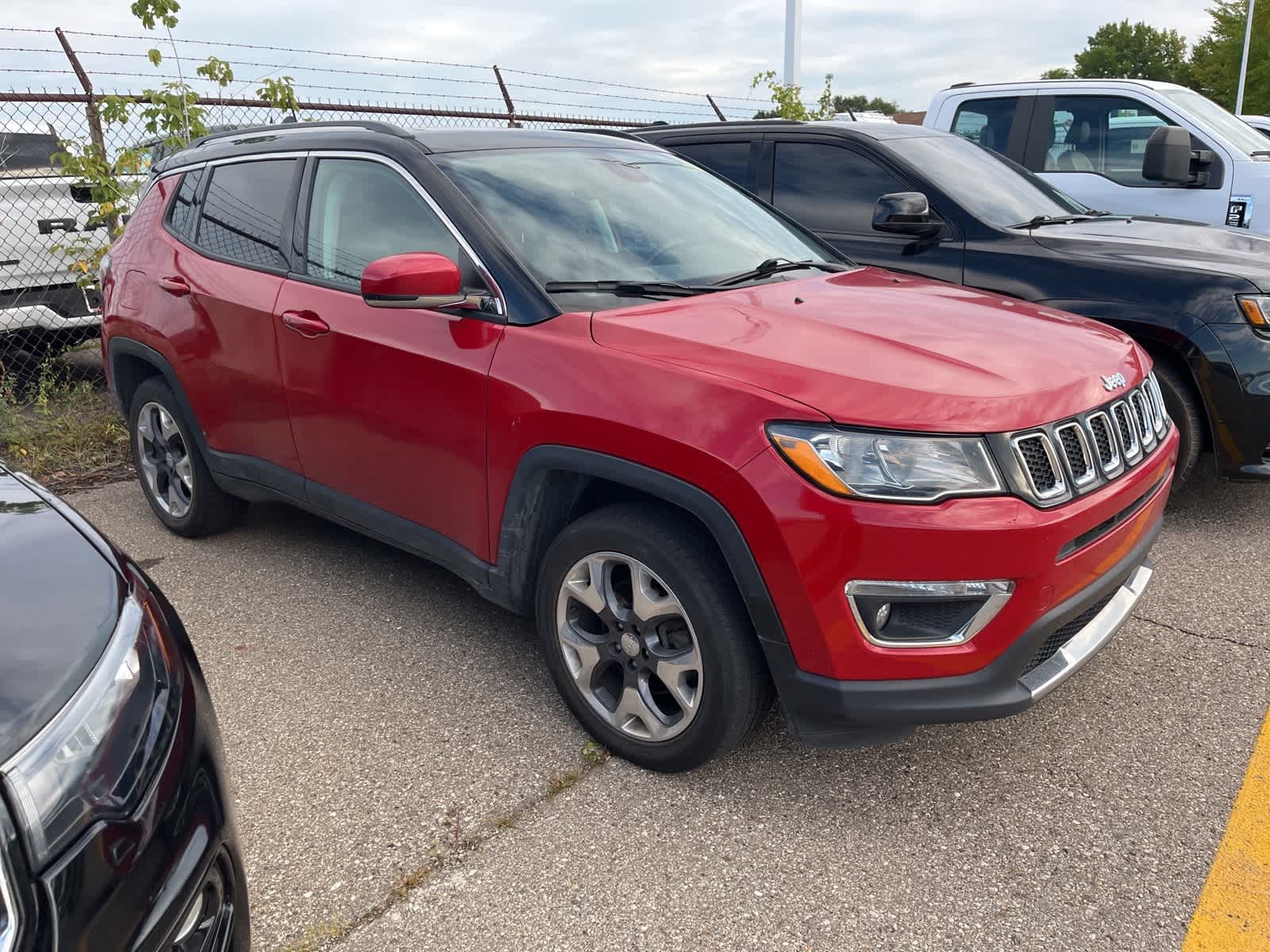 Thumbnail: 2020 Jeep Compass - 16