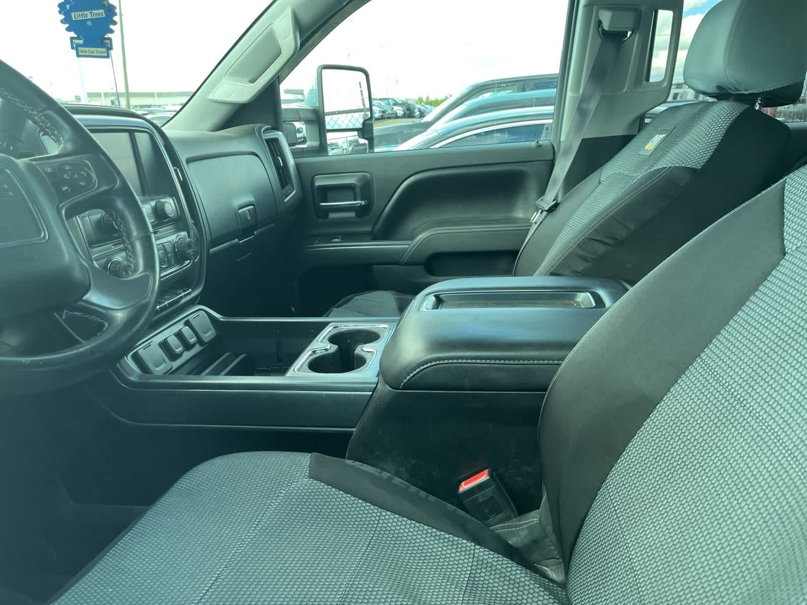 Thumbnail: 2015 GMC Sierra 2500 - 26