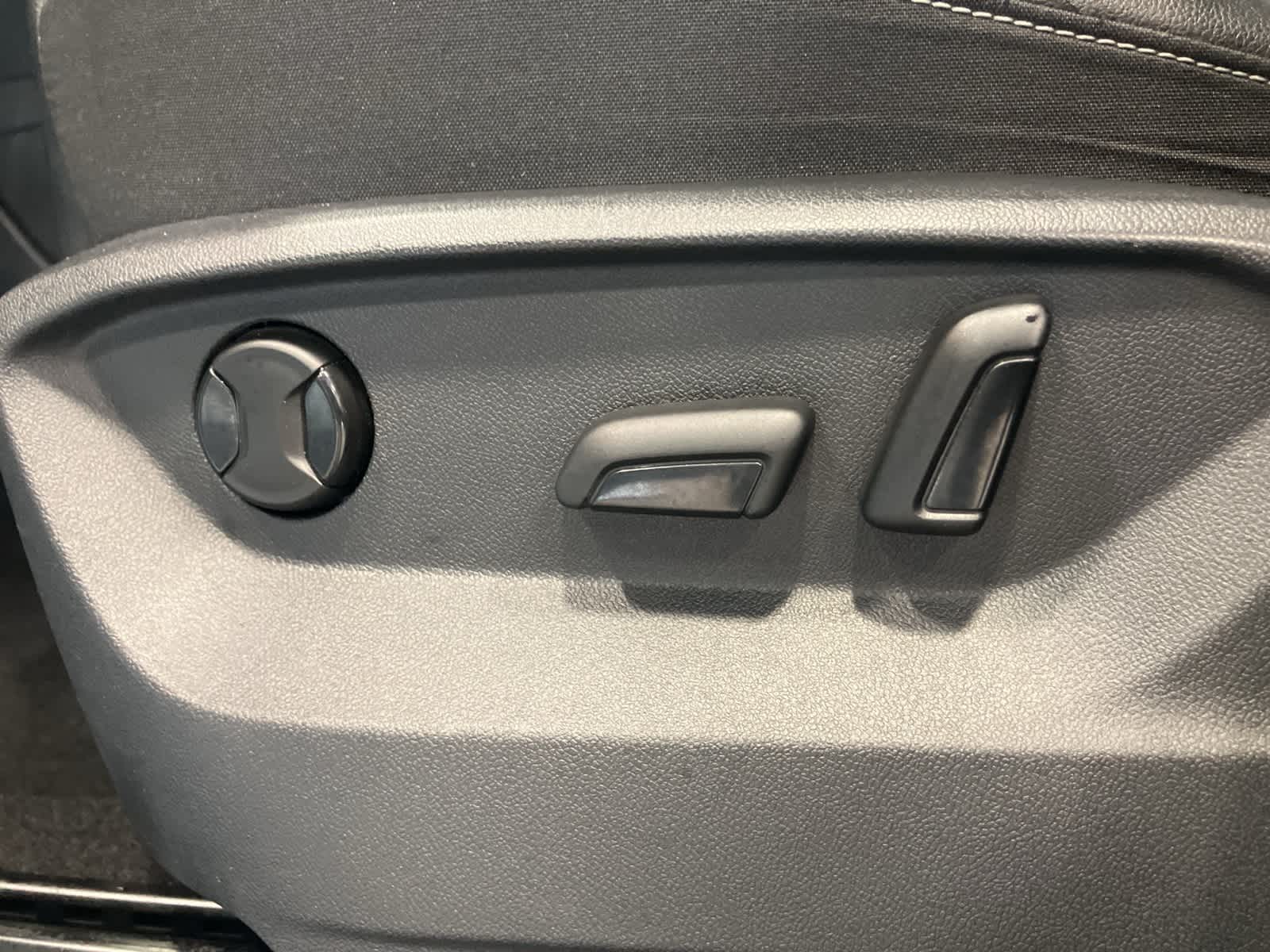 Thumbnail: 2021 Volkswagen Atlas - 11