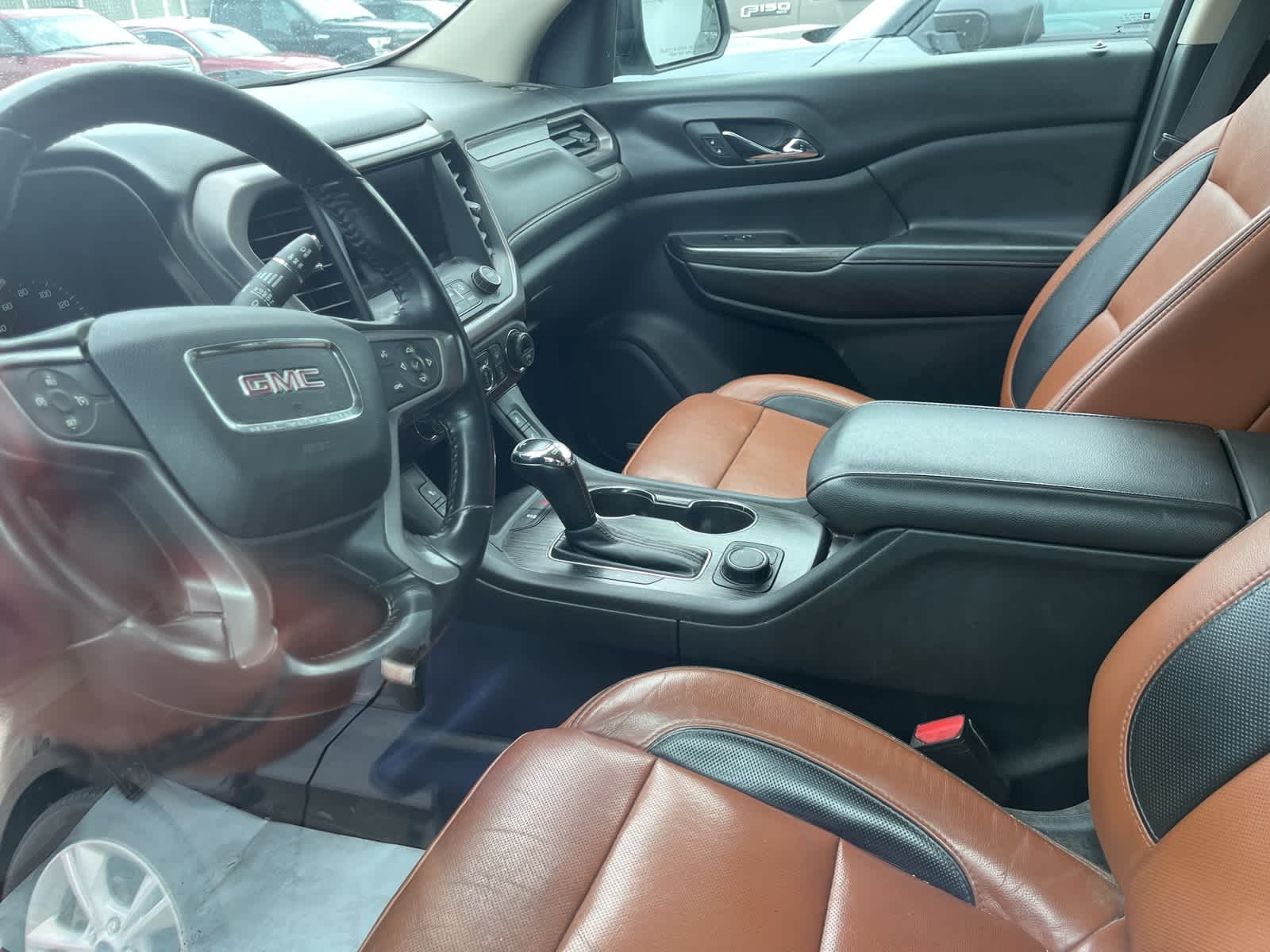 Thumbnail: 2017 GMC Acadia - 27