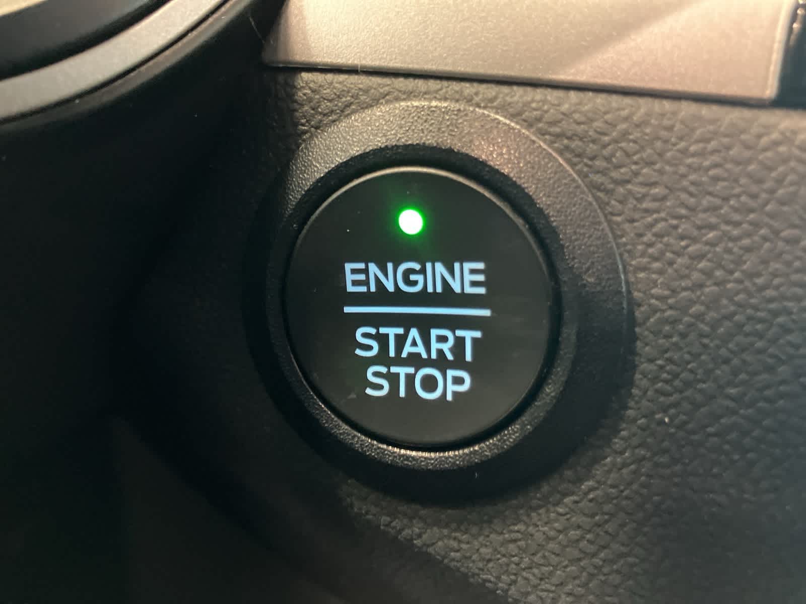 Thumbnail: 2022 Ford Escape - 17