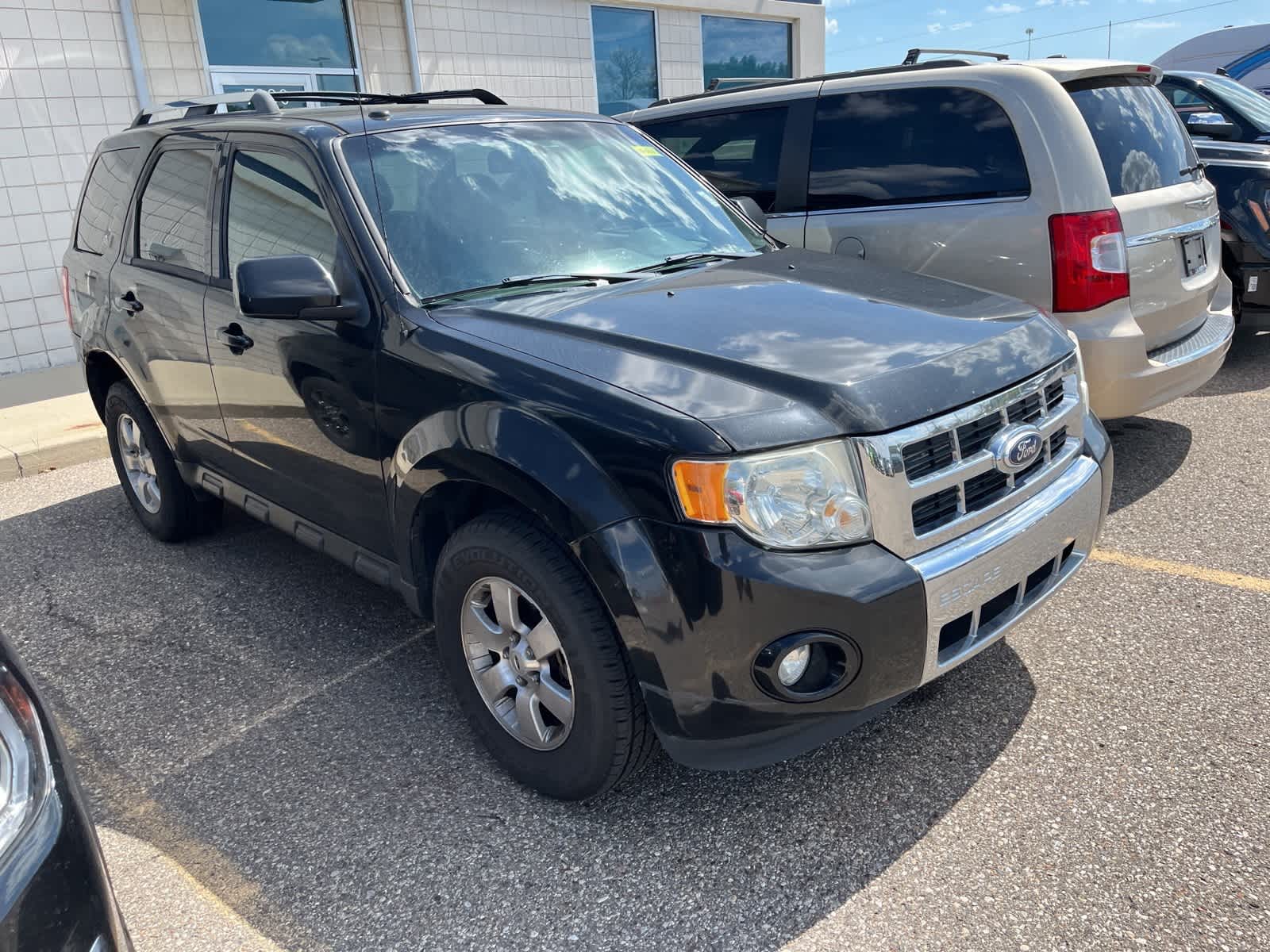 Thumbnail: 2011 Ford Escape - 20