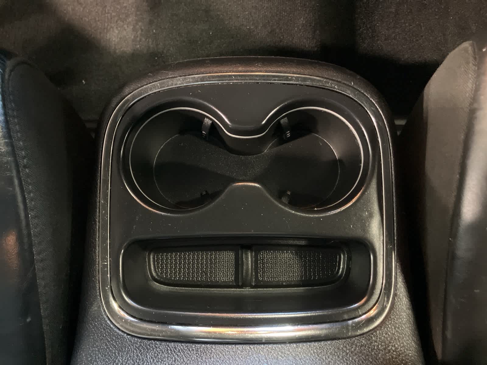 Thumbnail: 2018 Dodge Durango - 28