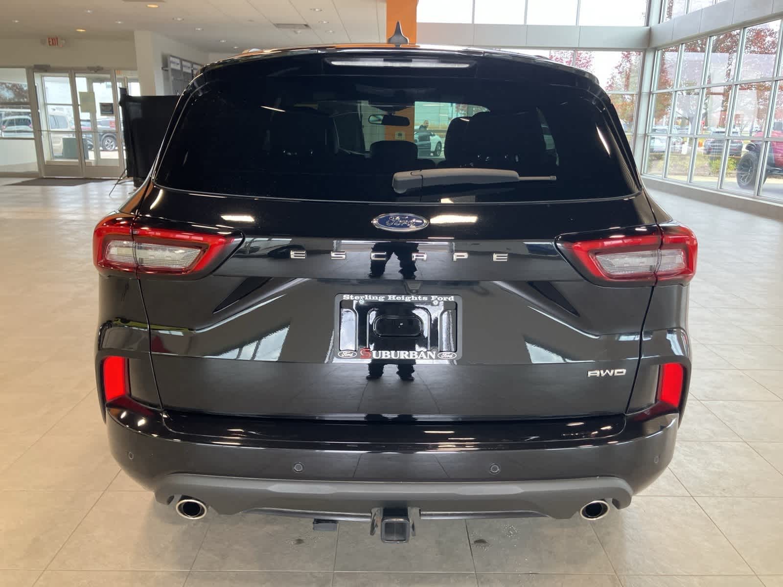 Thumbnail: 2023 Ford Escape - 6