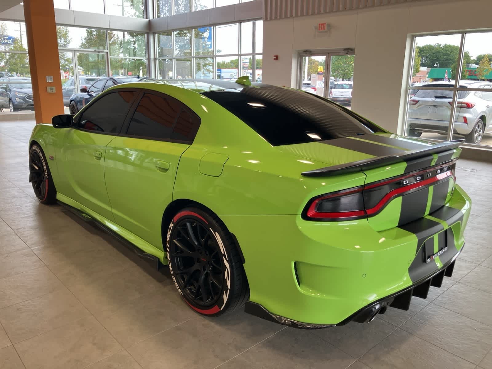 Thumbnail: 2019 Dodge Charger - 7