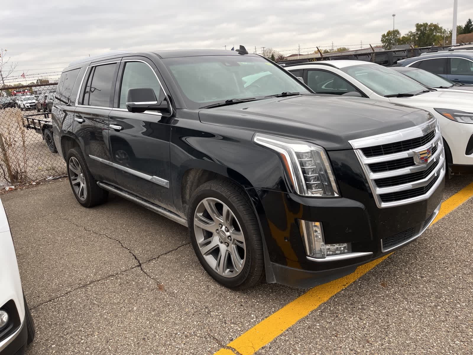 Thumbnail: 2017 Cadillac Escalade - 19