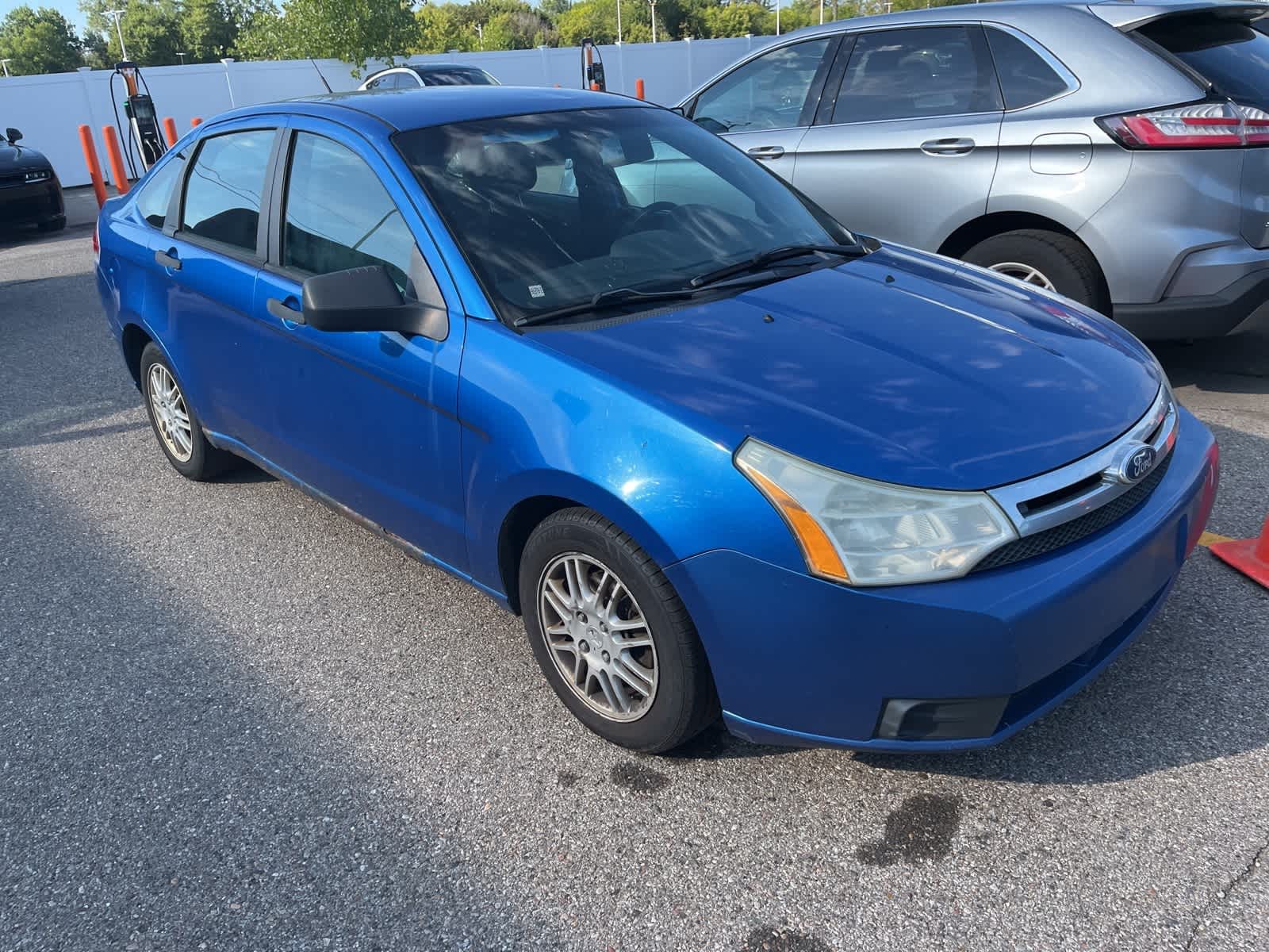 Thumbnail: 2011 Ford Focus - 17