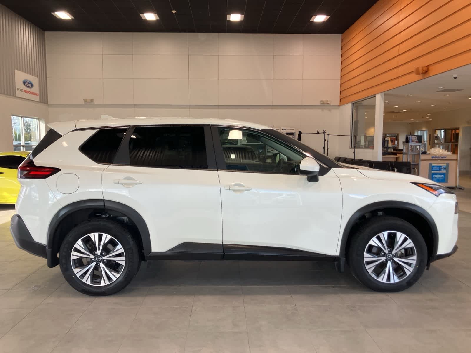 Thumbnail: 2023 Nissan Rogue - 4