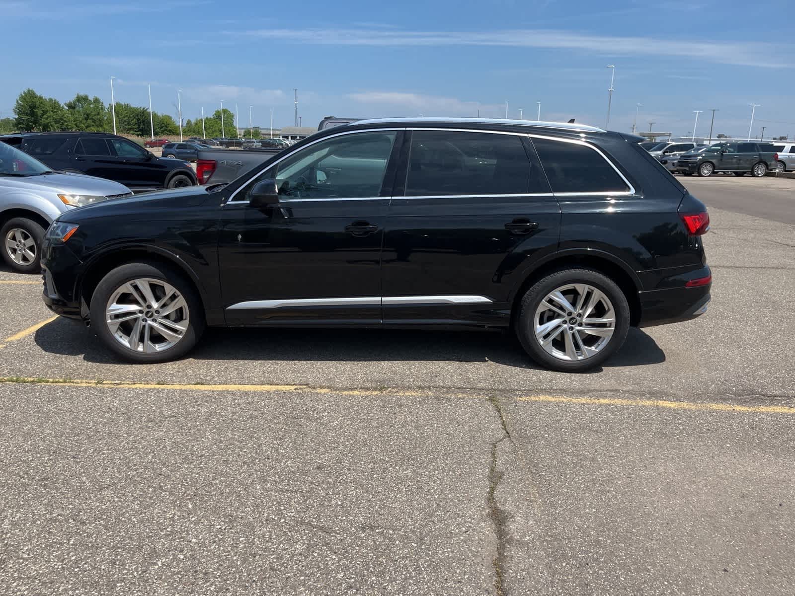 2023 Audi Q7 Premium Plus 5