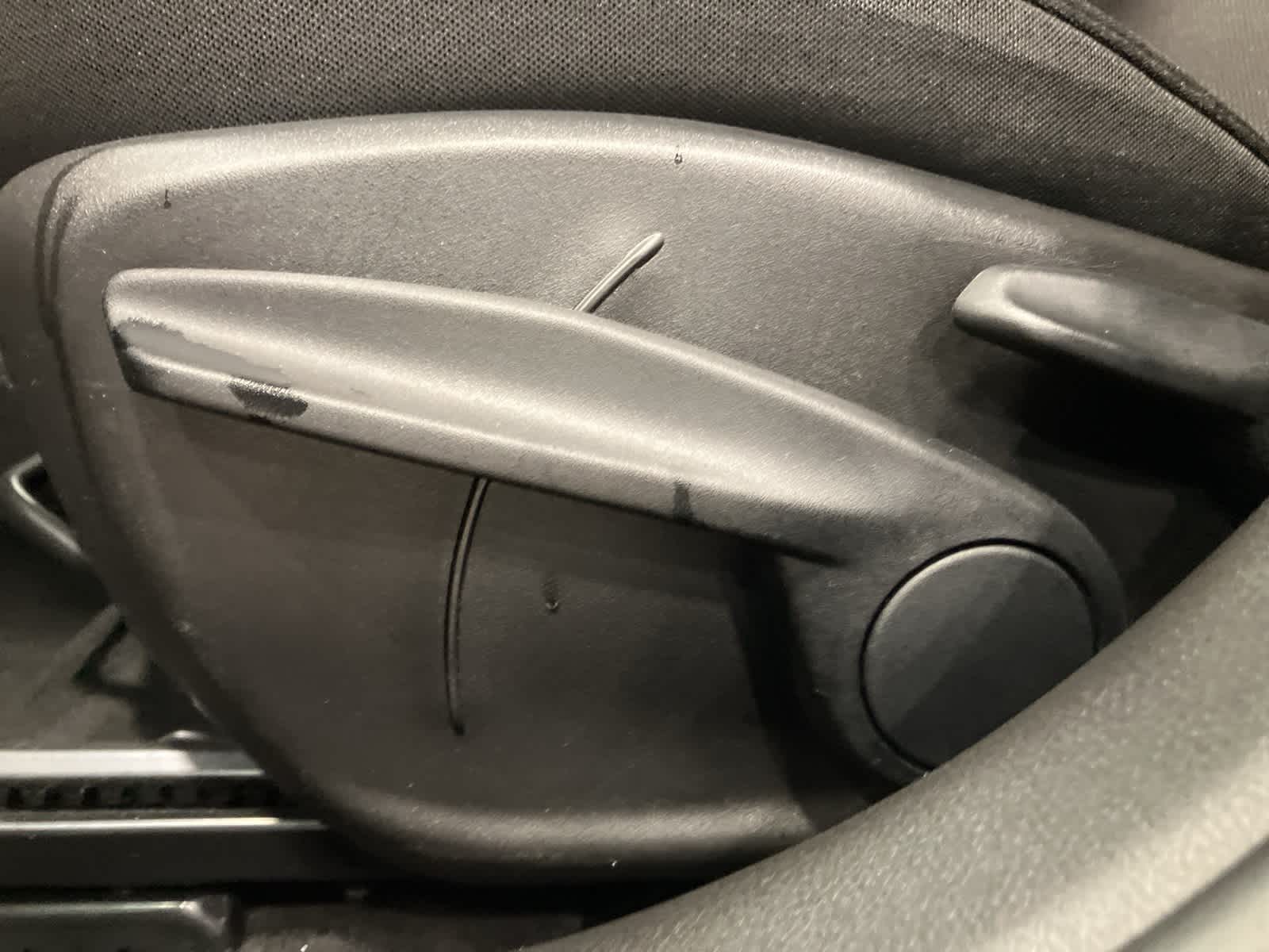 Thumbnail: 2023 Jeep Renegade - 11