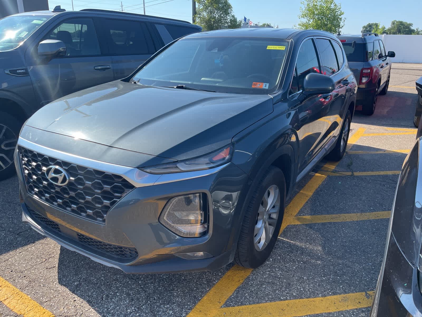 Thumbnail: 2019 Hyundai Santa Fe - 1