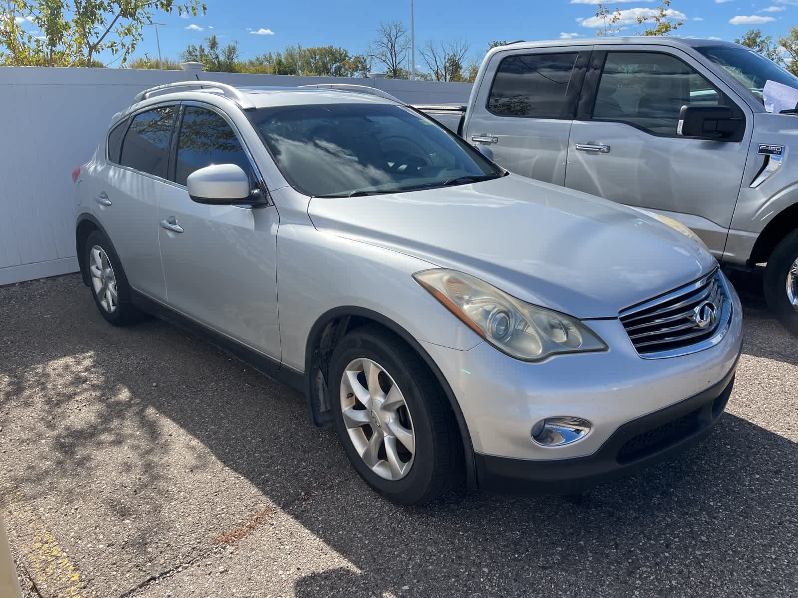 Thumbnail: 2010 INFINITI EX35 - 18