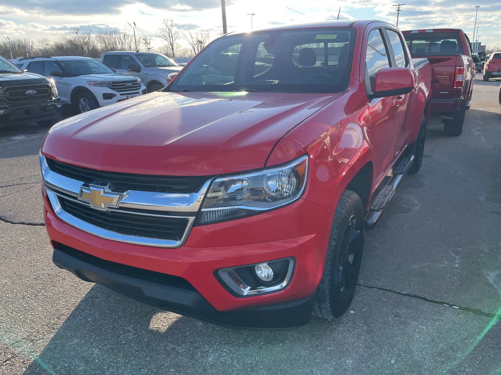 Thumbnail: 2018 Chevrolet Colorado - 3
