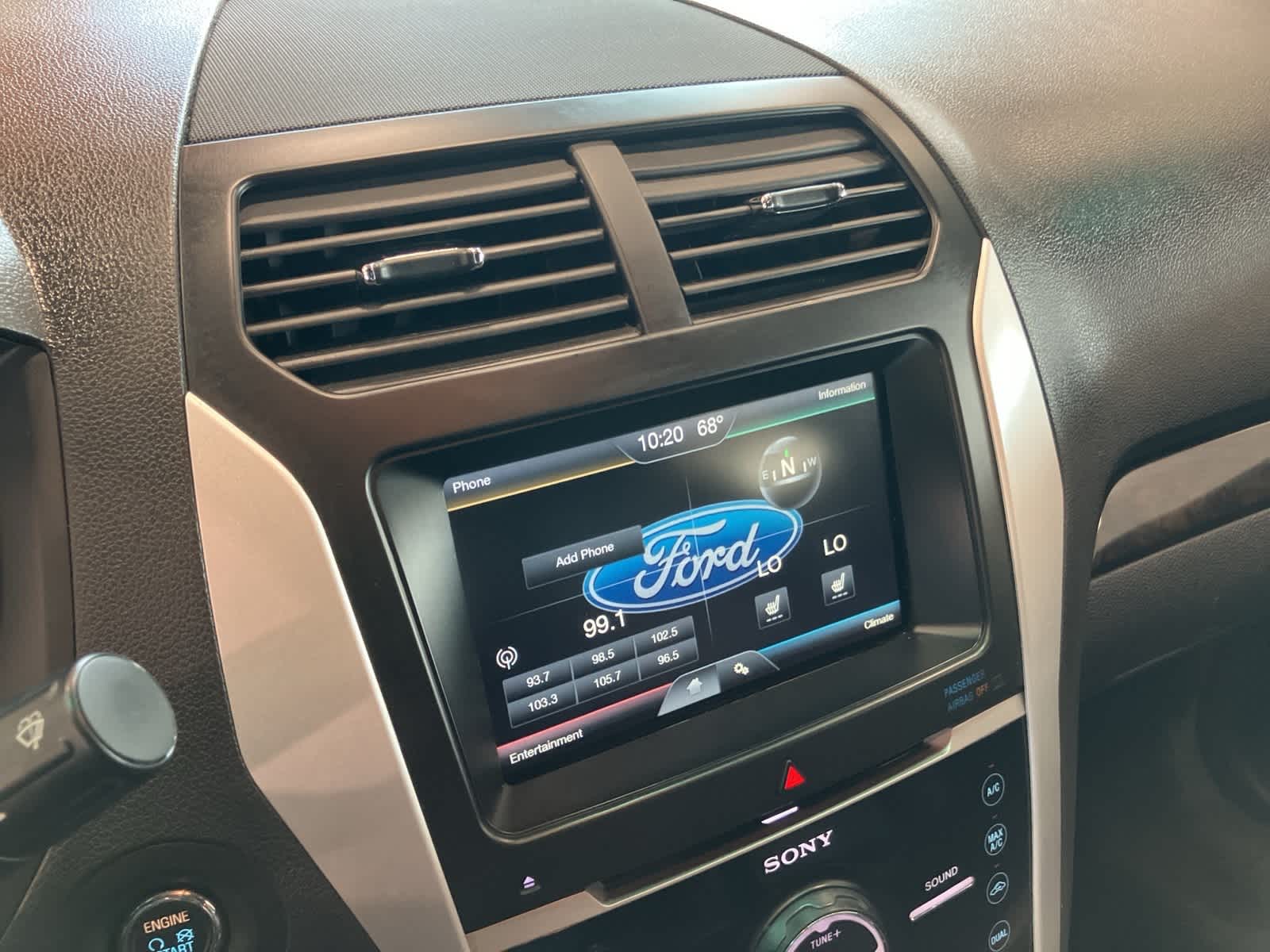 Thumbnail: 2015 Ford Explorer - 23