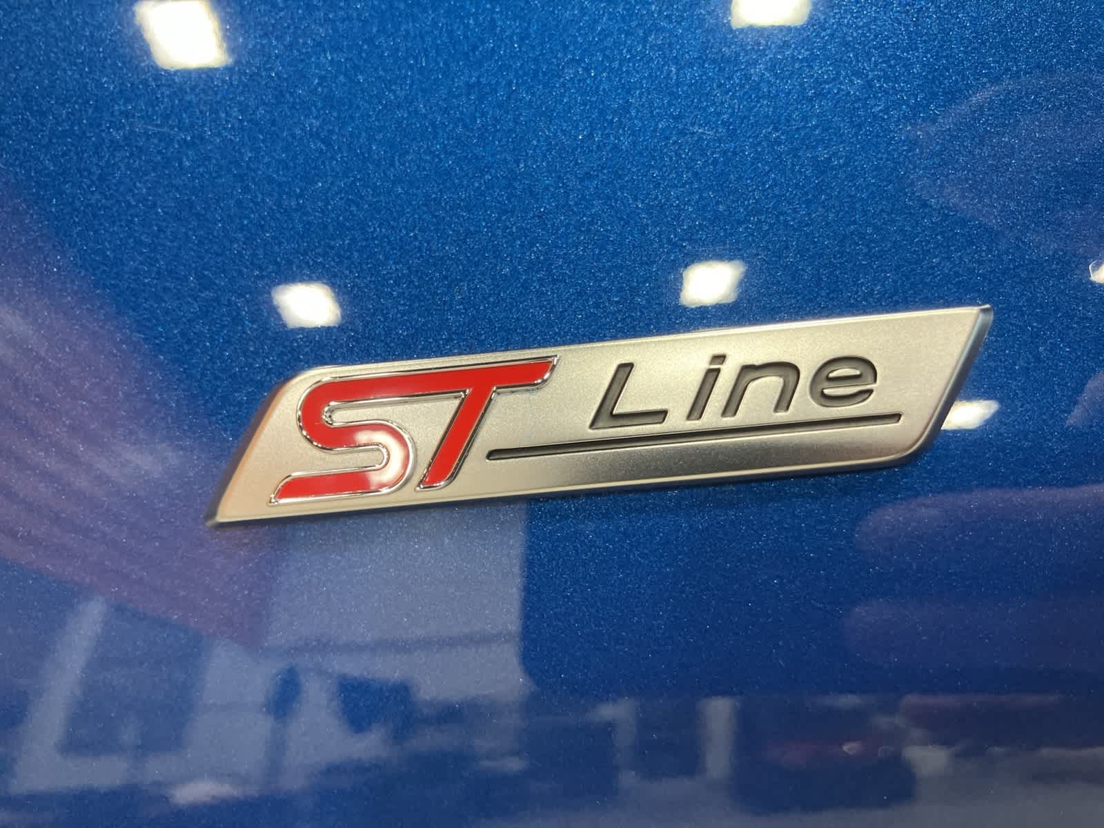 Thumbnail: 2023 Ford Escape - 10