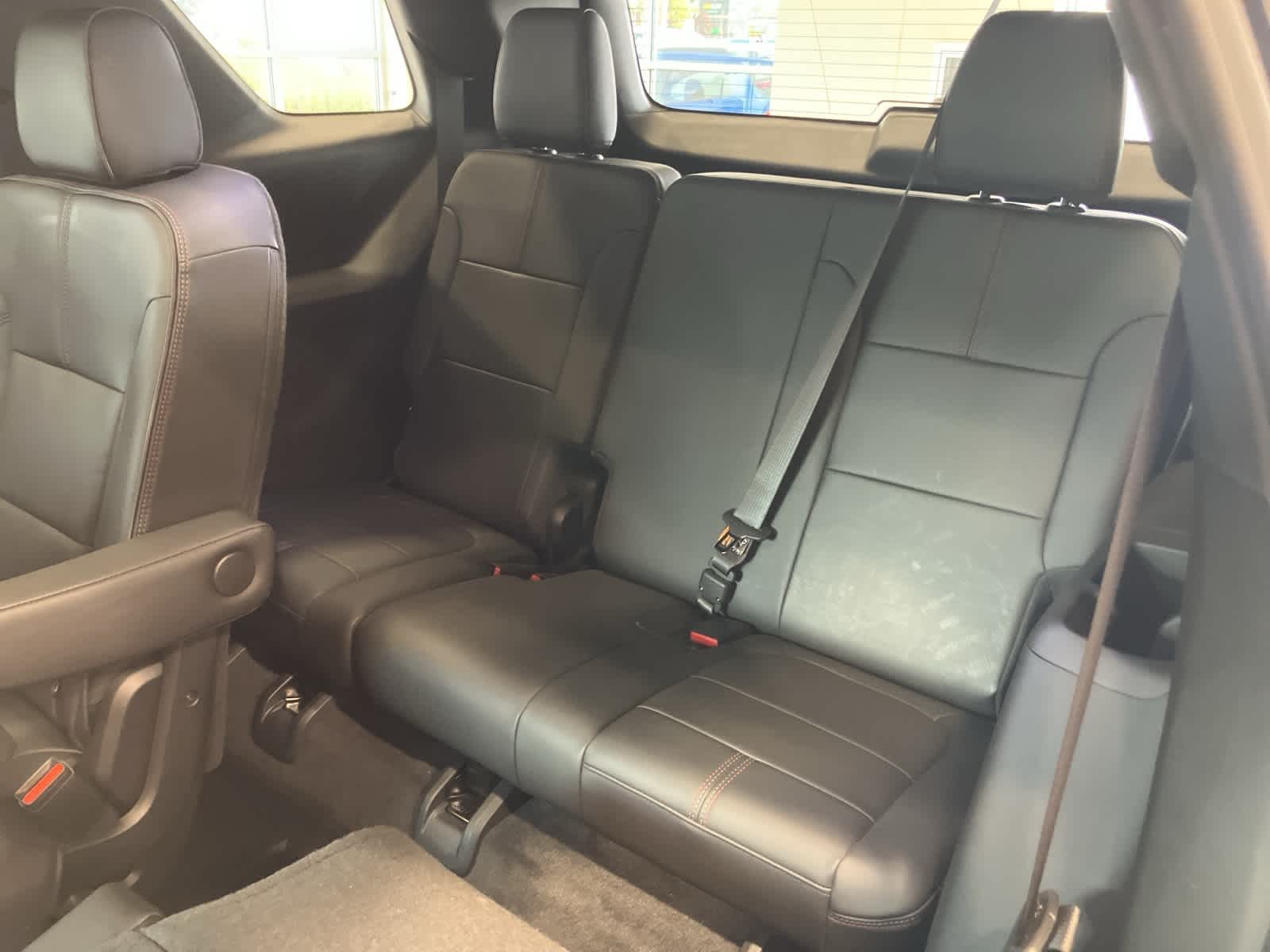 Thumbnail: 2022 Chevrolet Traverse - 31