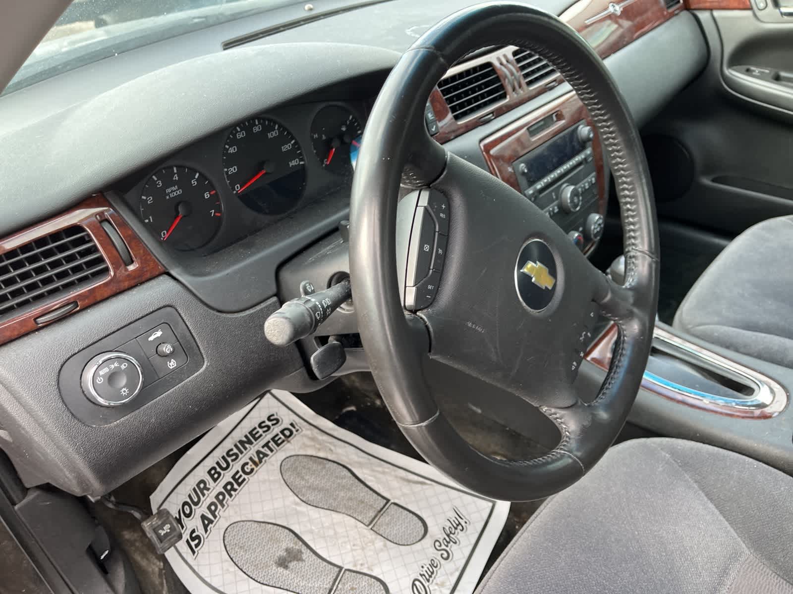 Thumbnail: 2011 Chevrolet Impala - 28