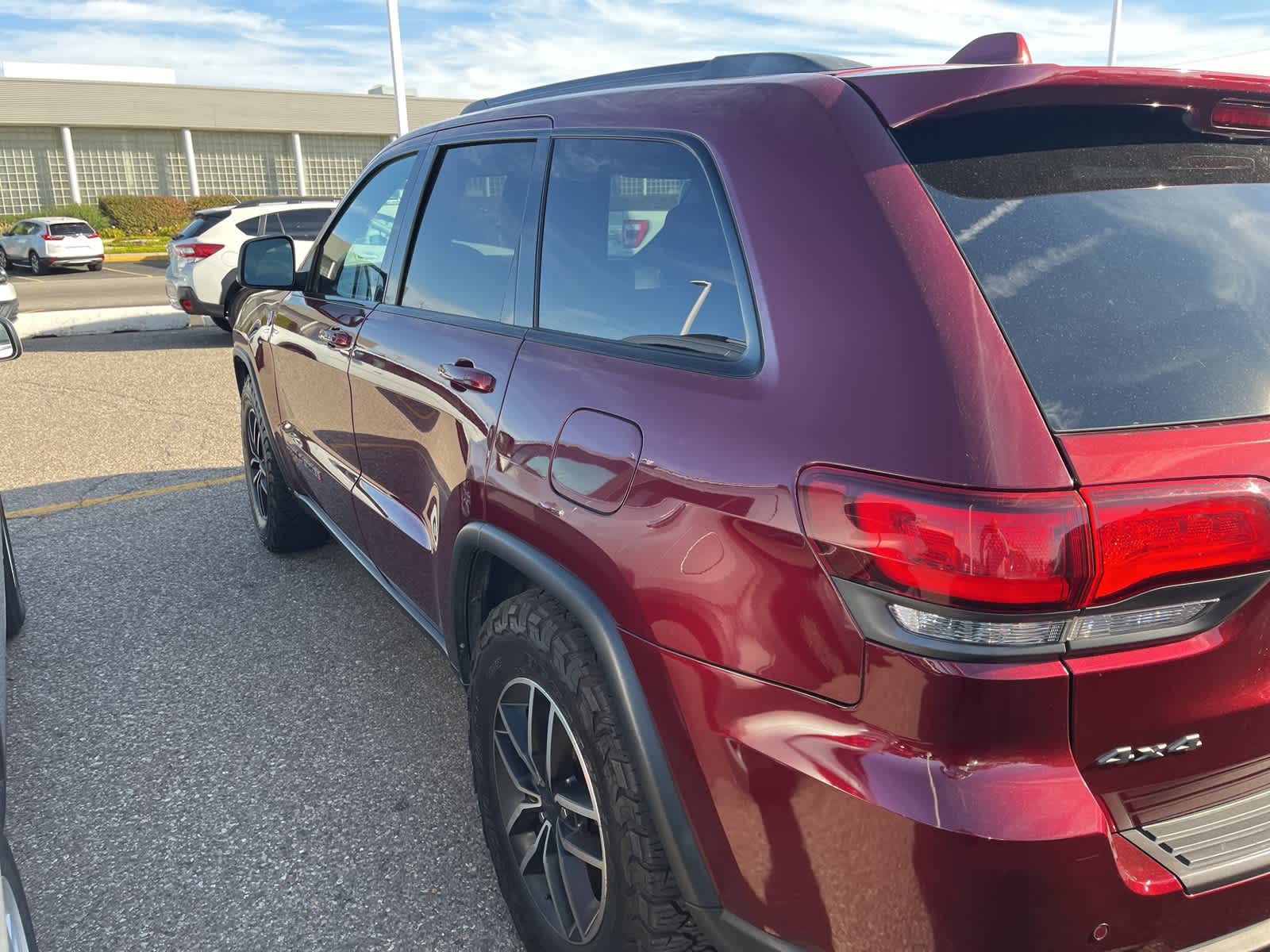Thumbnail: 2020 Jeep Grand Cherokee - 11