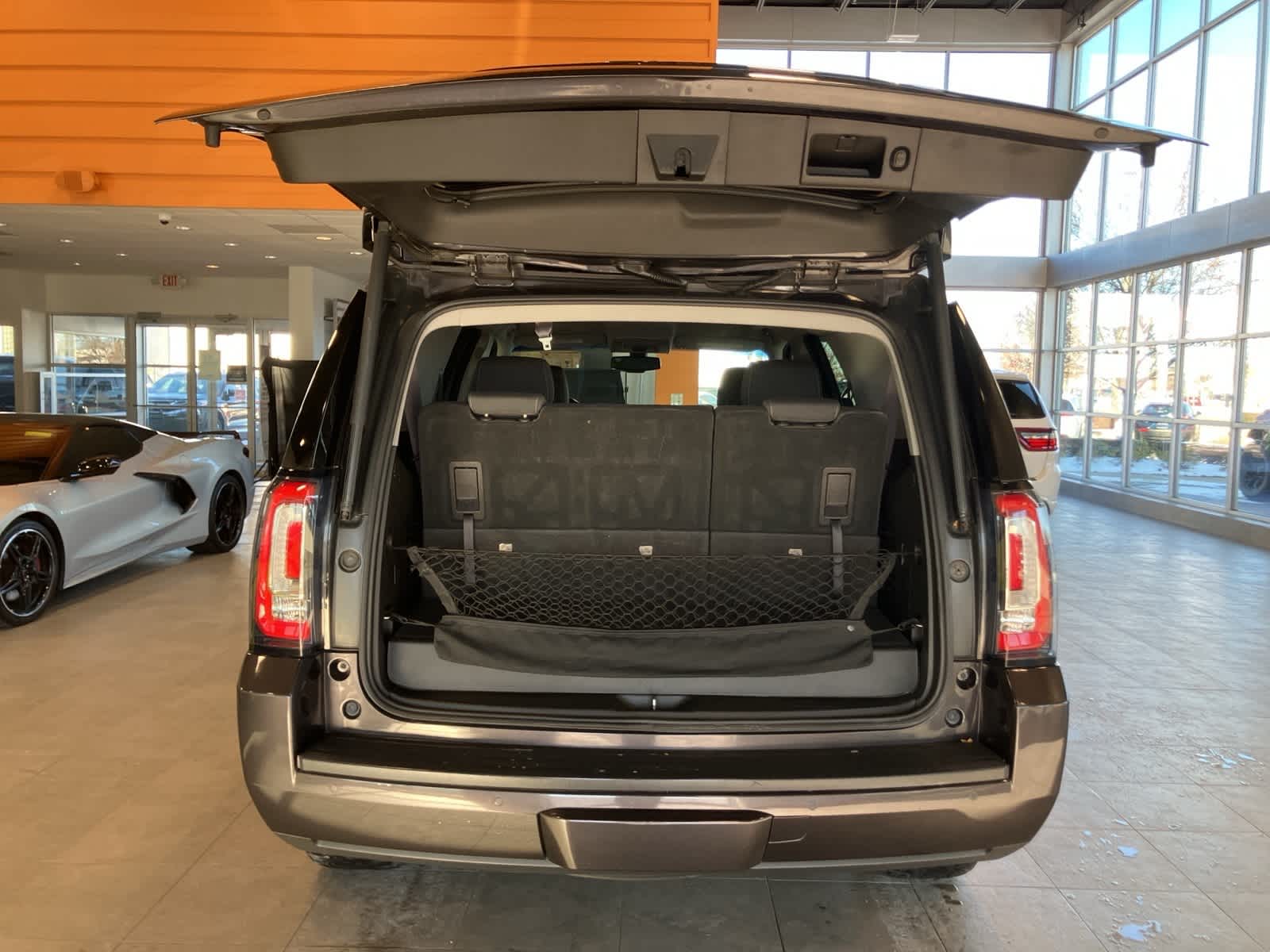 Thumbnail: 2016 GMC Yukon - 28