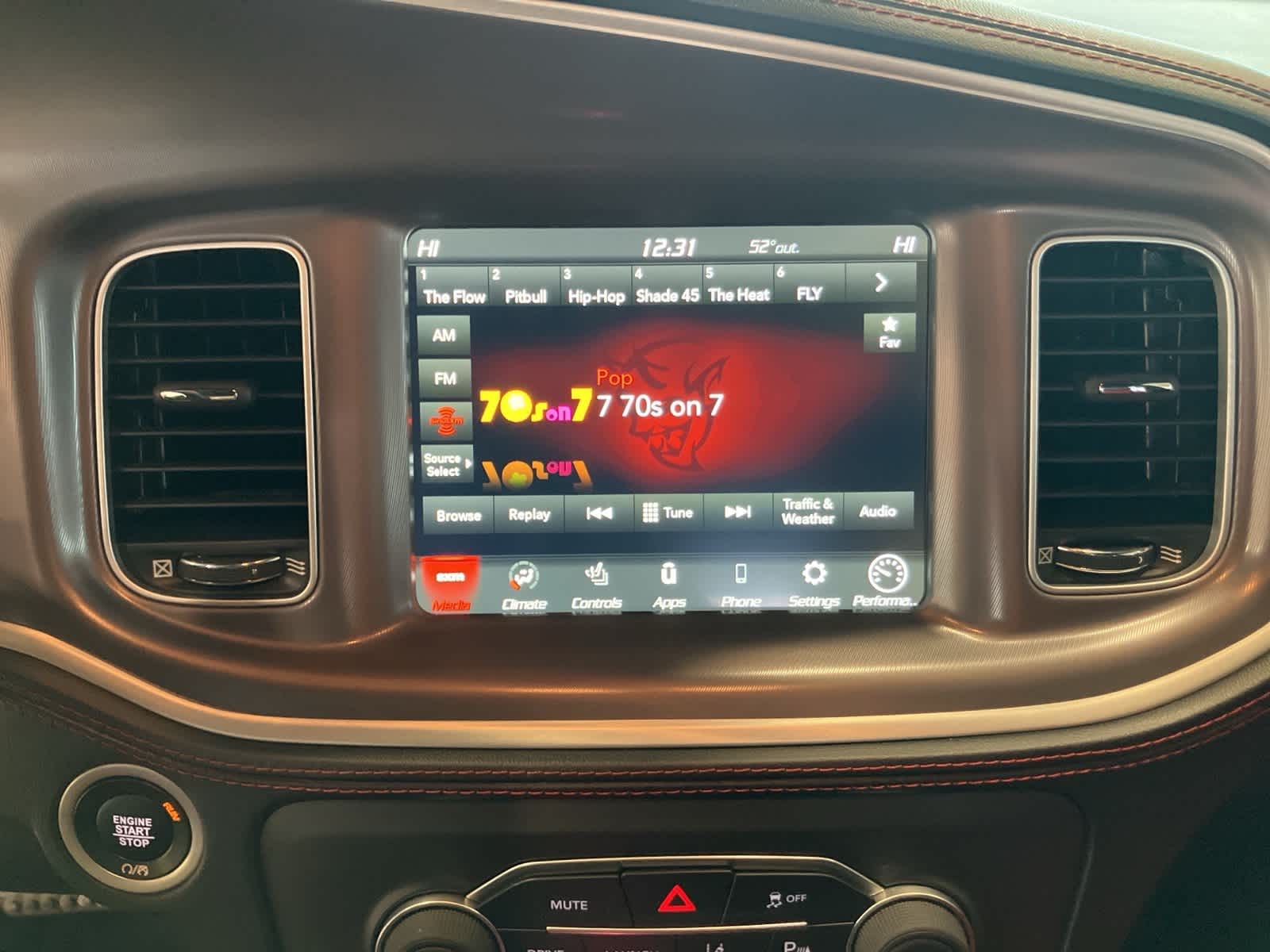 Thumbnail: 2022 Dodge Charger - 21