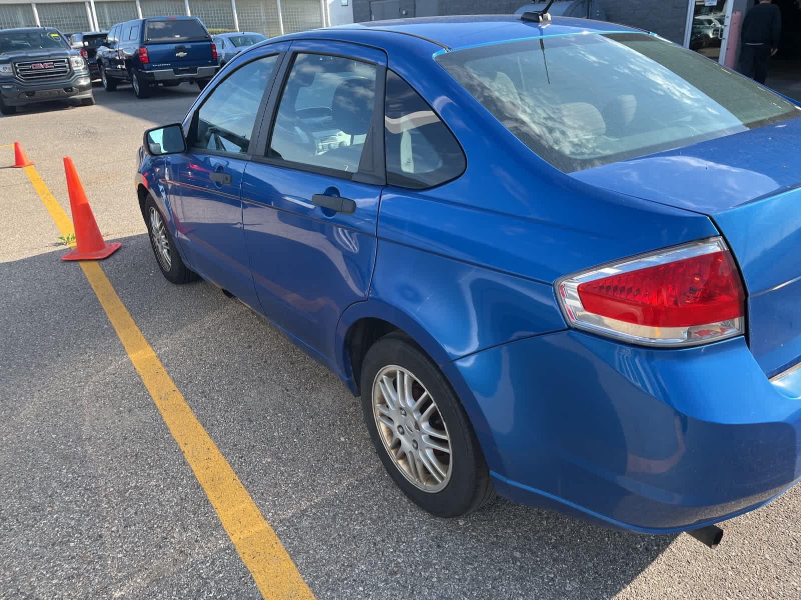 Thumbnail: 2011 Ford Focus - 8