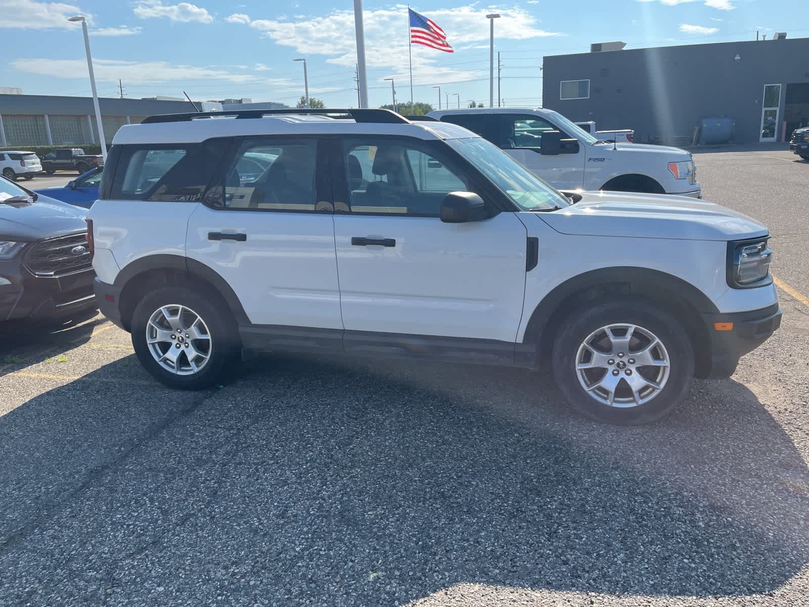 Thumbnail: 2021 Ford Bronco Sport - 14