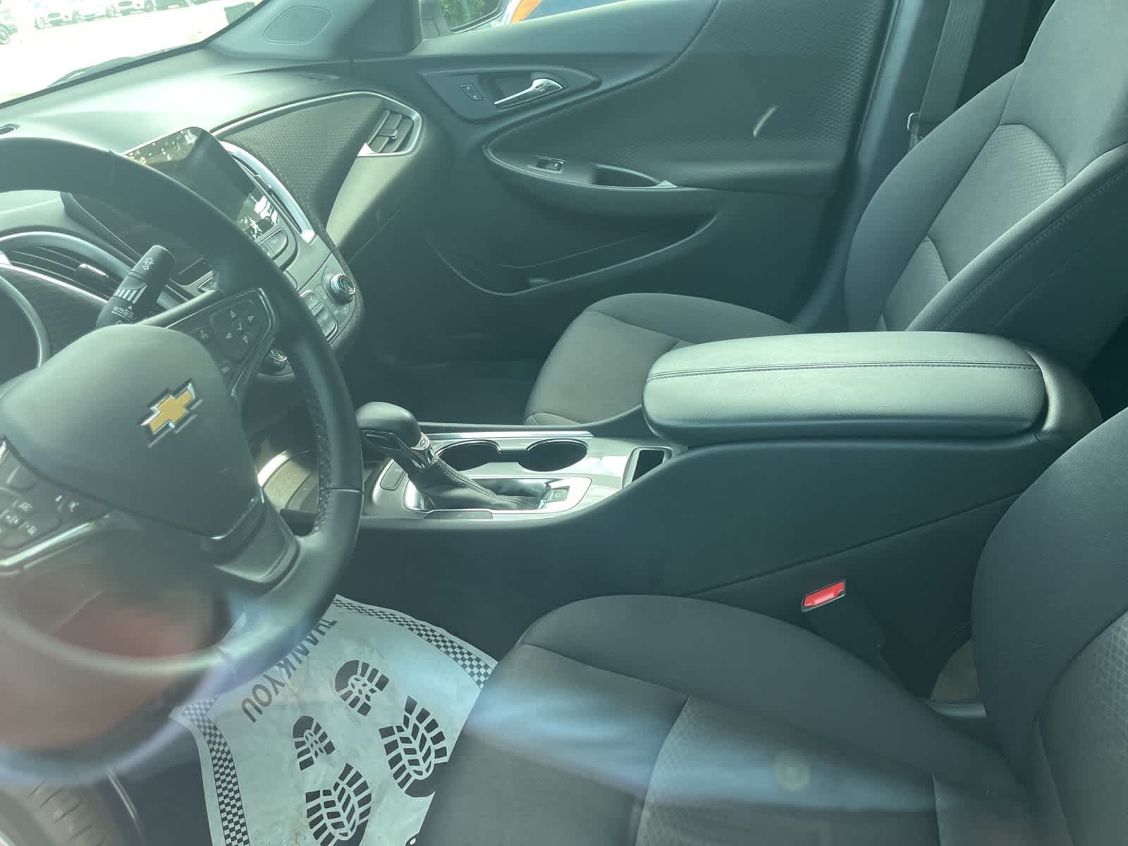 Thumbnail: 2023 Chevrolet Malibu - 24