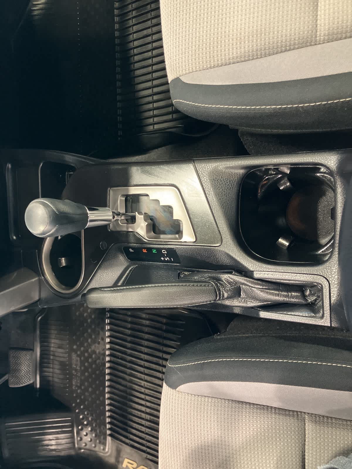 Thumbnail: 2017 Toyota RAV4 - 17