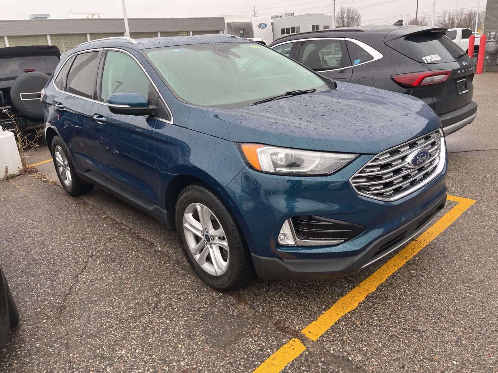 Thumbnail: 2020 Ford Edge - 19