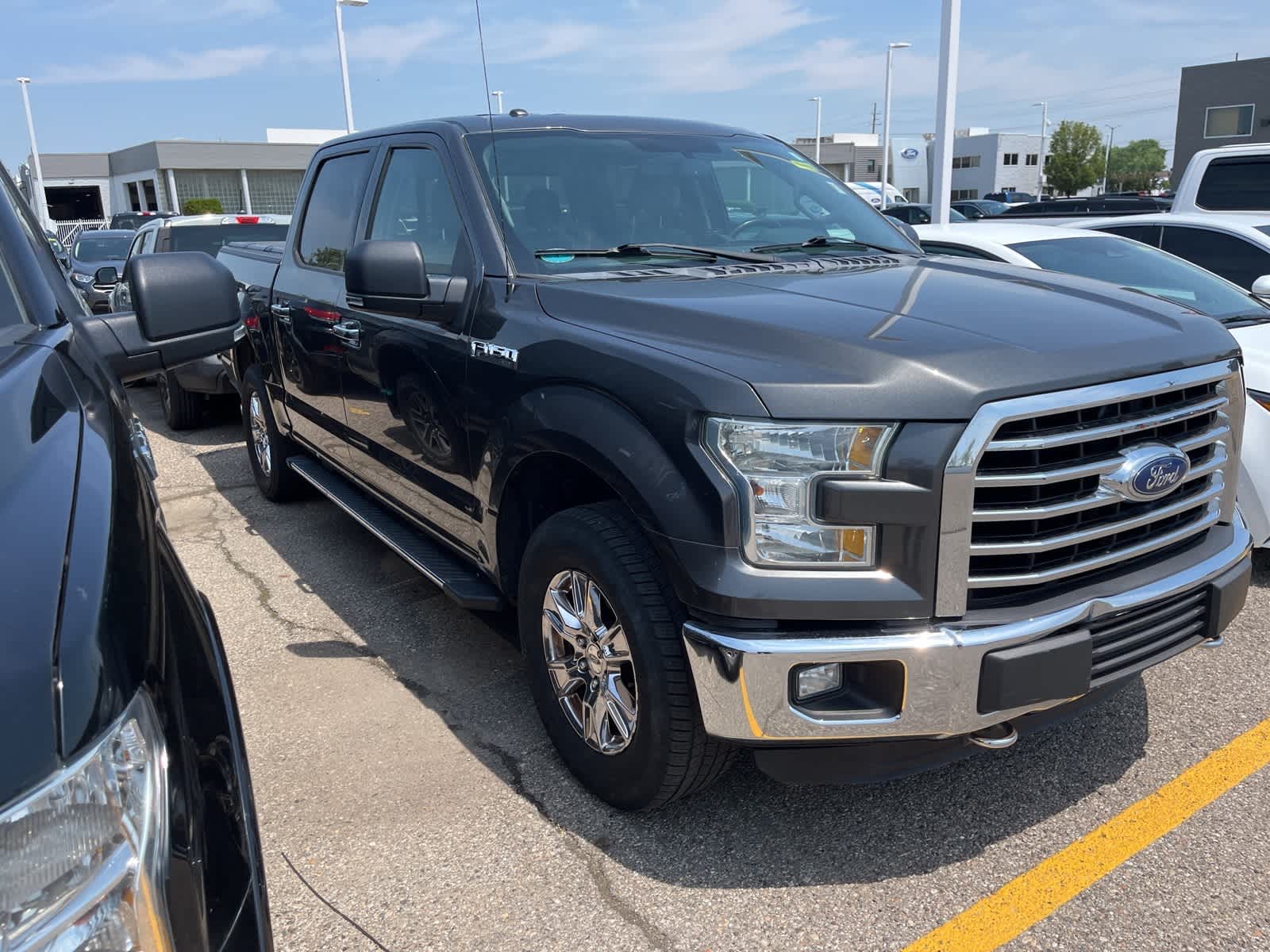 2015 Ford F-150 XLT 17