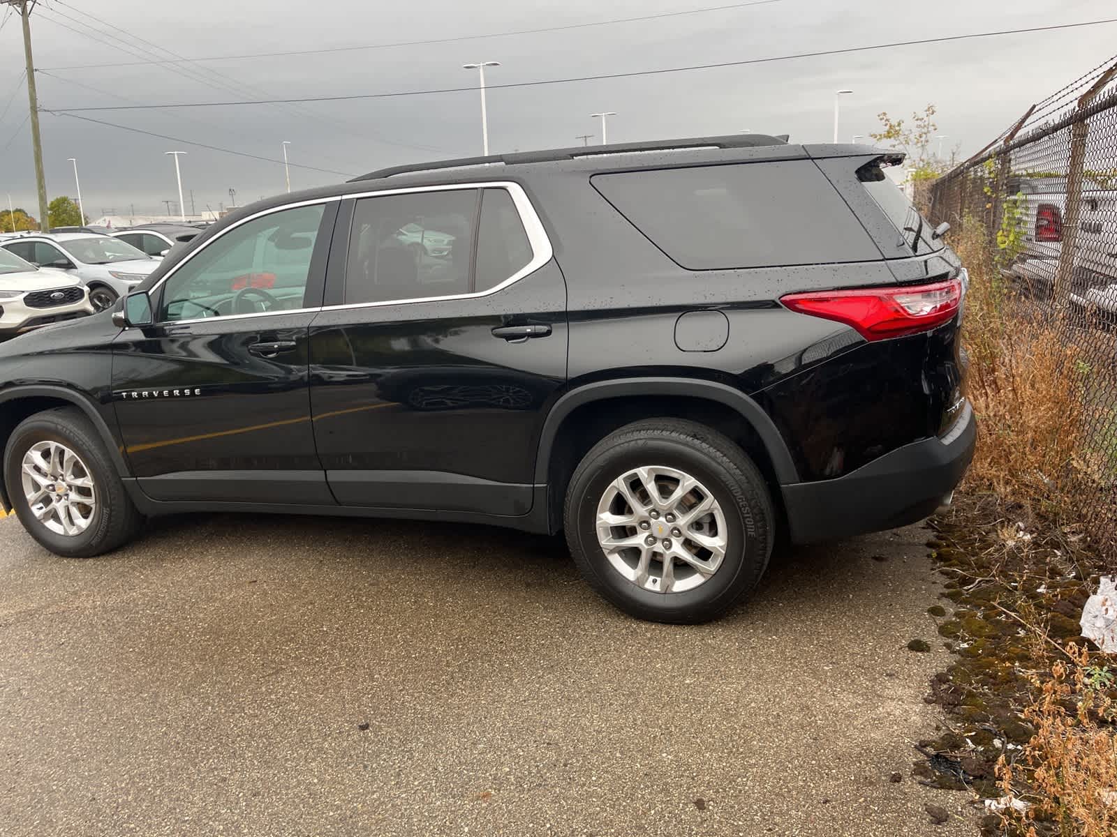 Thumbnail: 2021 Chevrolet Traverse - 9