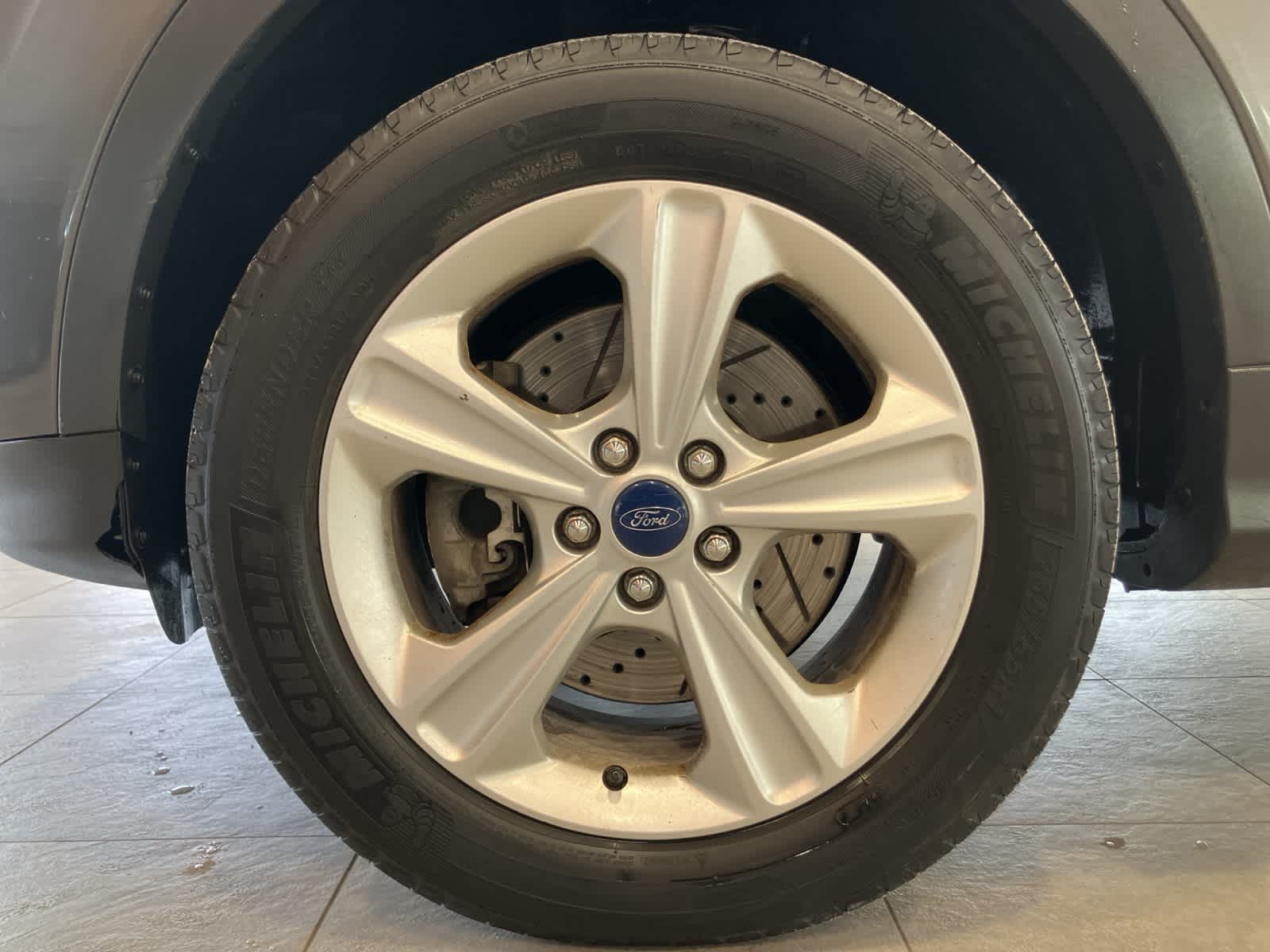 Thumbnail: 2015 Ford Escape - 9